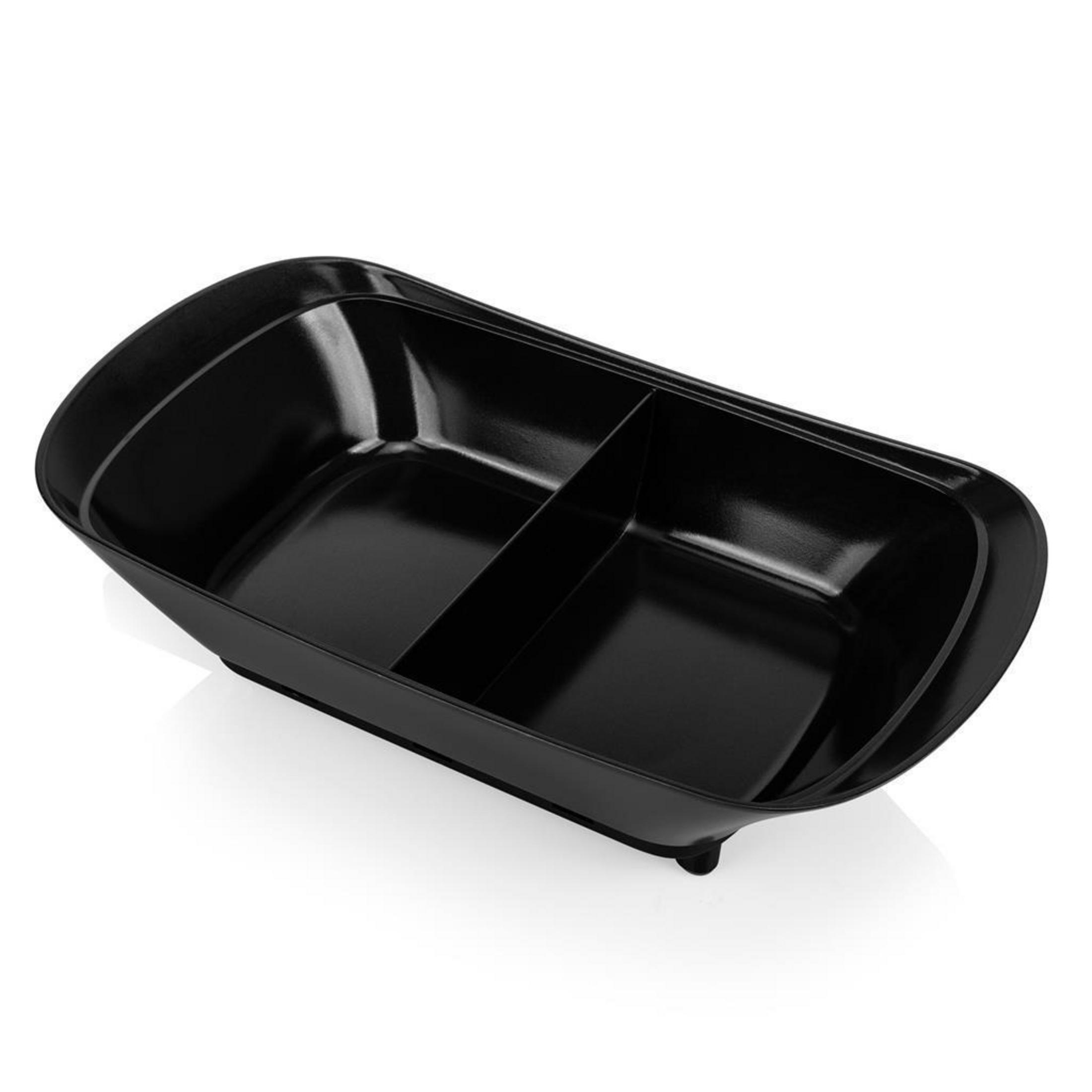 Un contenedor negro y rectangular dividido sobre fondo blanco.