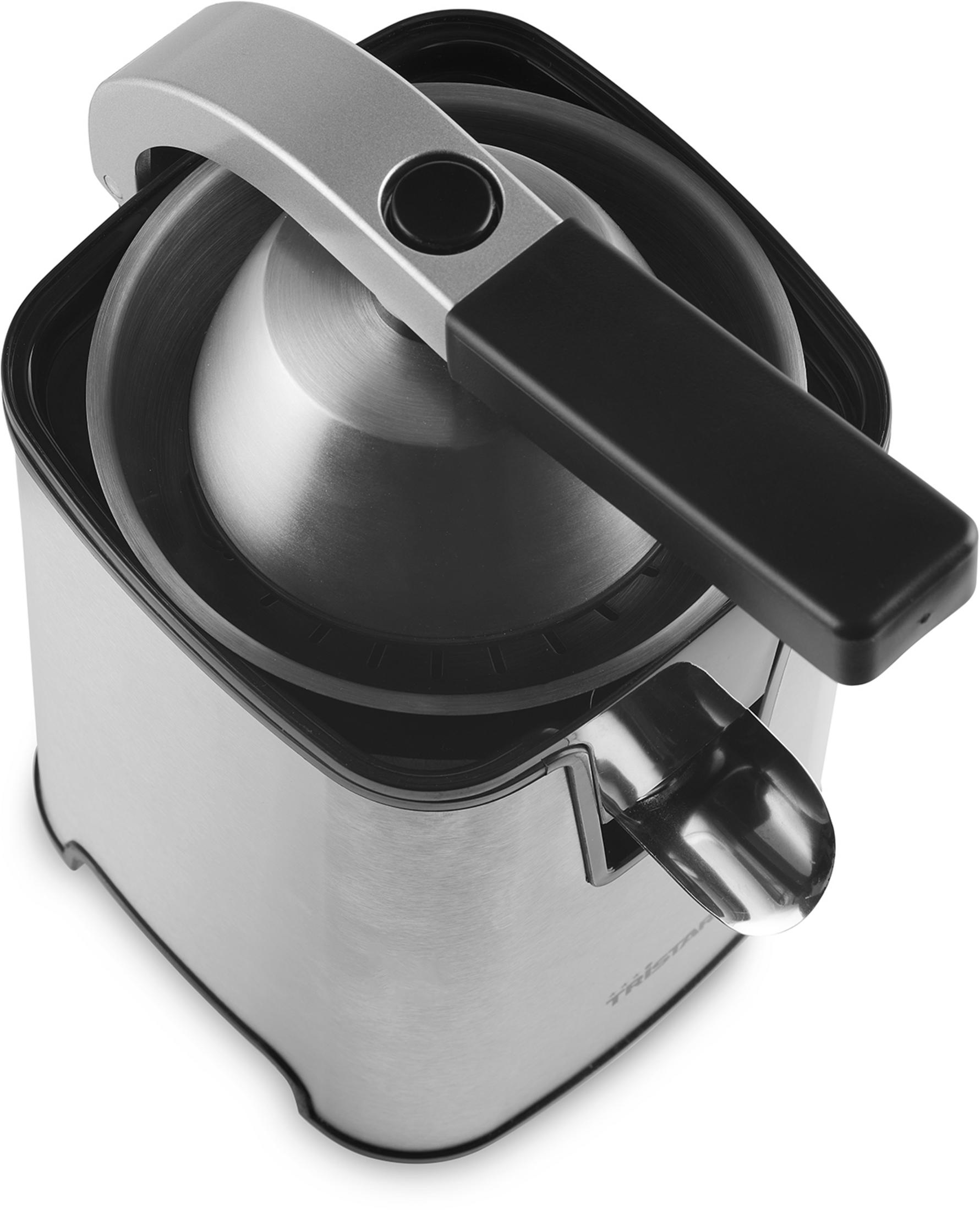 Spremiagrumi in acciaio inox con manico nero e leva argentata su sfondo bianco.