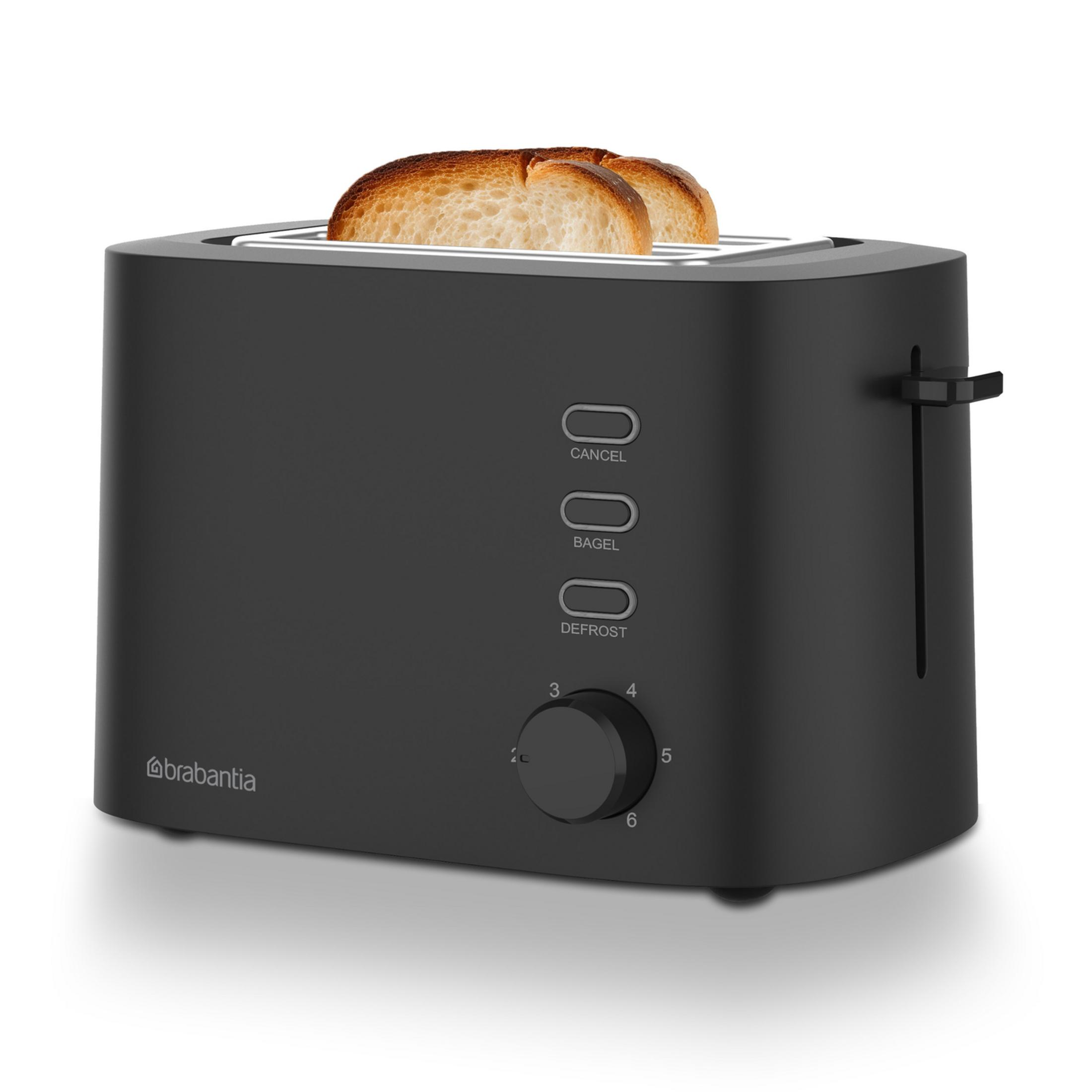 Een zwarte broodrooster met twee sneetjes toast en bedieningsknoppen.