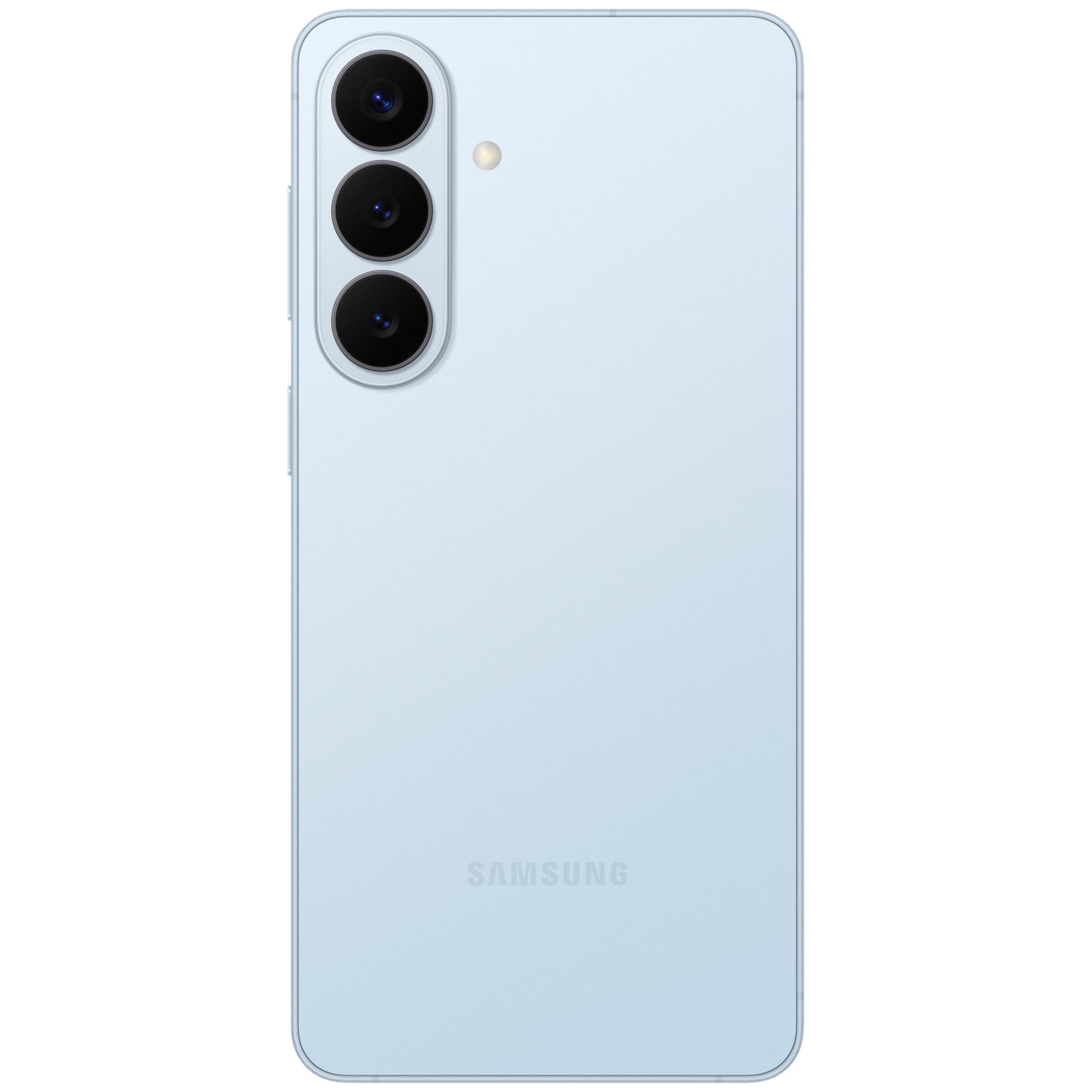 Jasnoniebieski smartfon z trzema tylnymi aparatami i lampą błyskową.