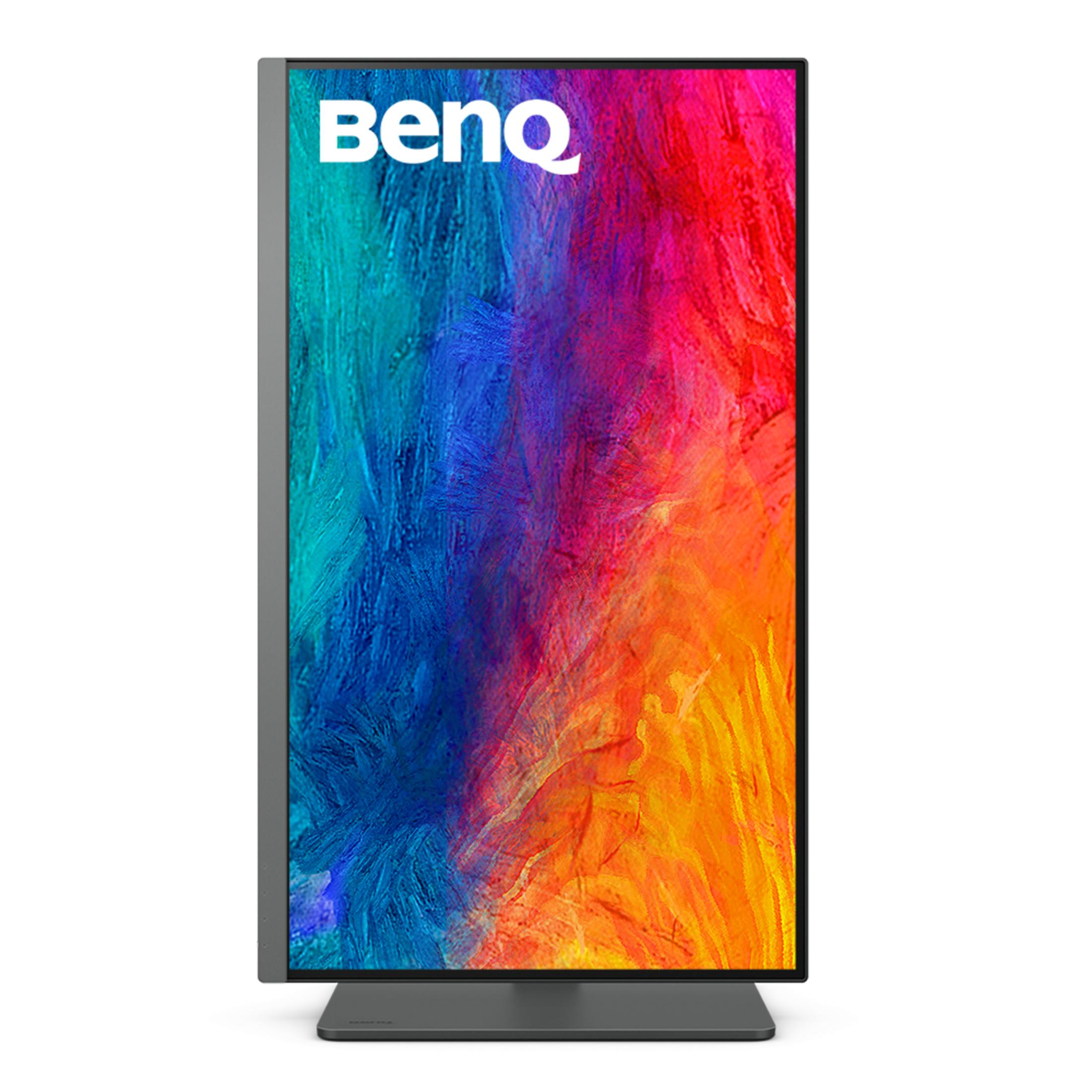 Monitor BenQ w orientacji pionowej z kolorowym, abstrakcyjnym tłem.