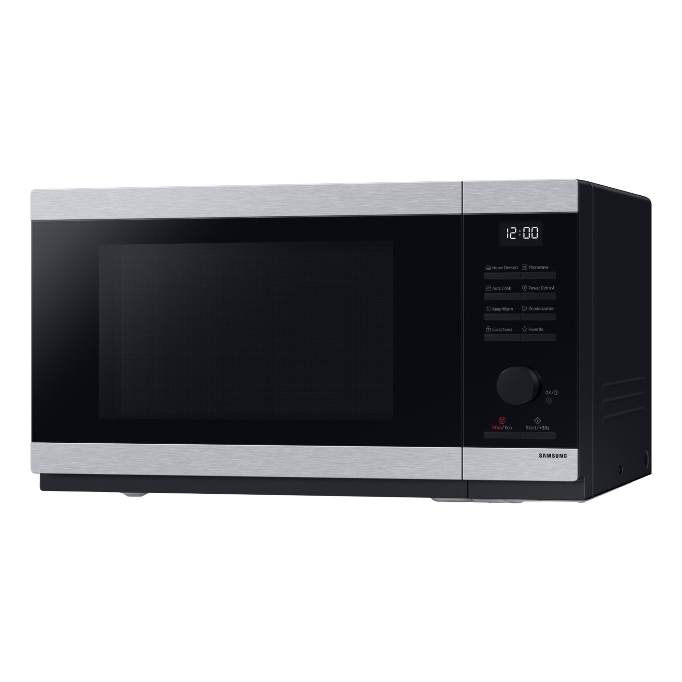 Forno a microonde nero con finiture argentate e pannello di controllo con orologio digitale.
