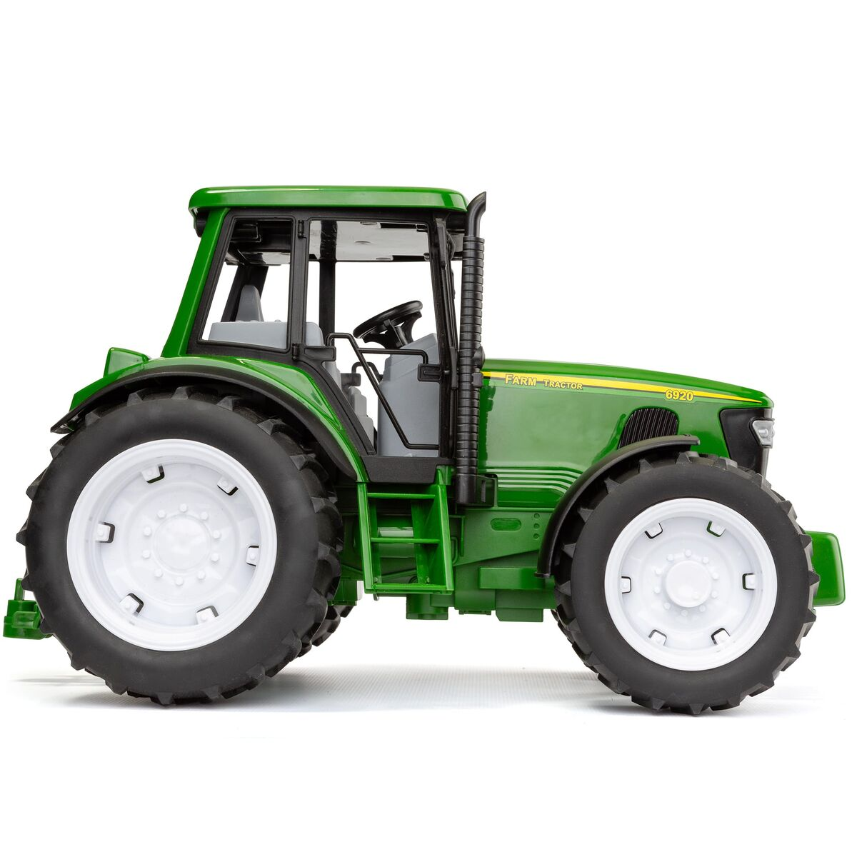 Un tractor de juguete verde con ruedas grandes, sobre fondo blanco.