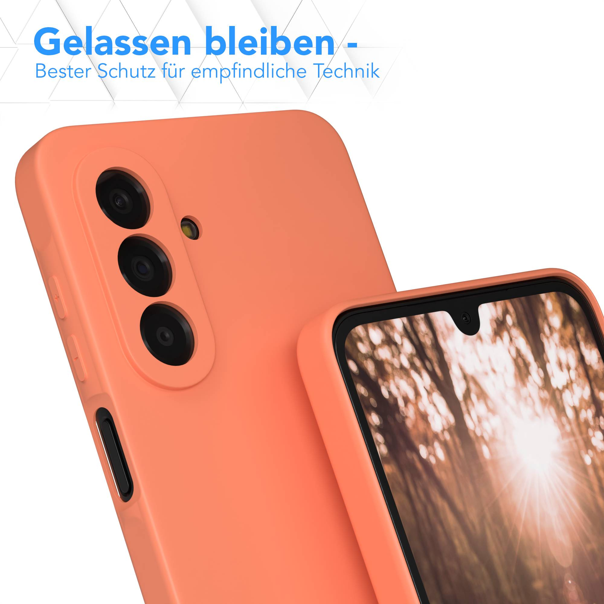 Orange Hülle für ein Smartphone mit drei Kameras und einem Sonnenschein-Wald-Hintergrund.