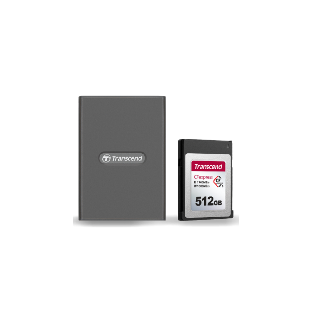 Transcend CFexpress 512GB Speicherkarte neben einem grauen Gehäuse.