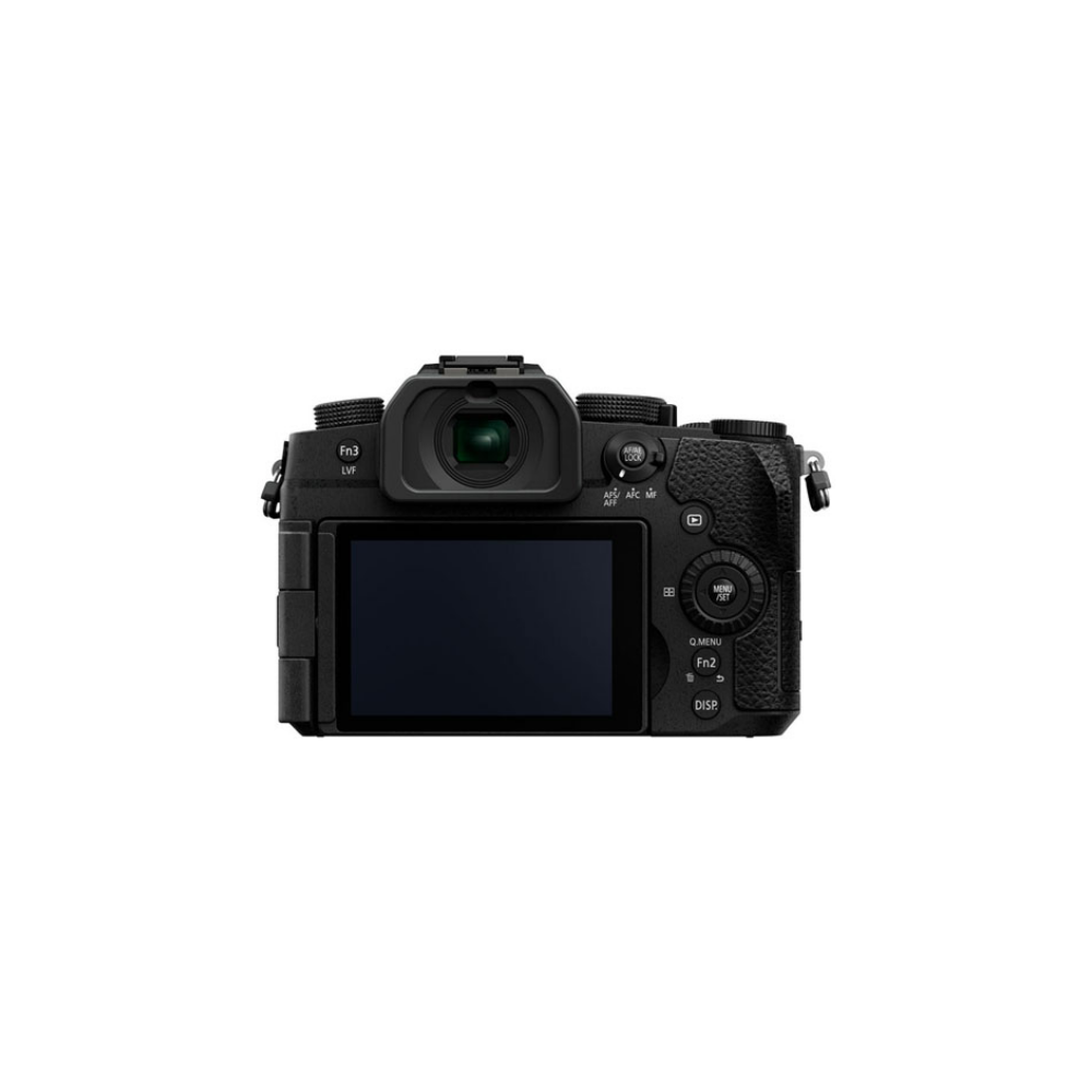 Achterkant van een zwarte digitale camera met zoeker, scherm en bedieningselementen.