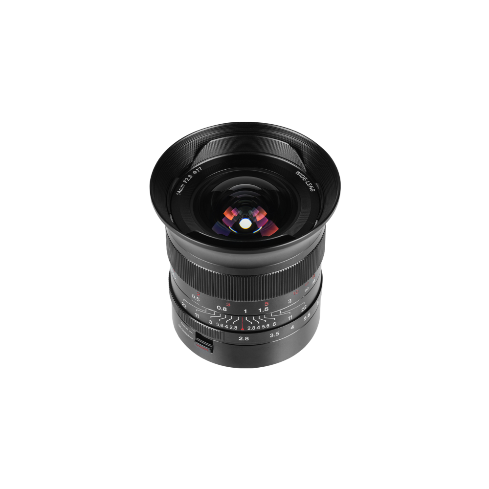 A black wide-angle lens with markings for focal length and aperture.