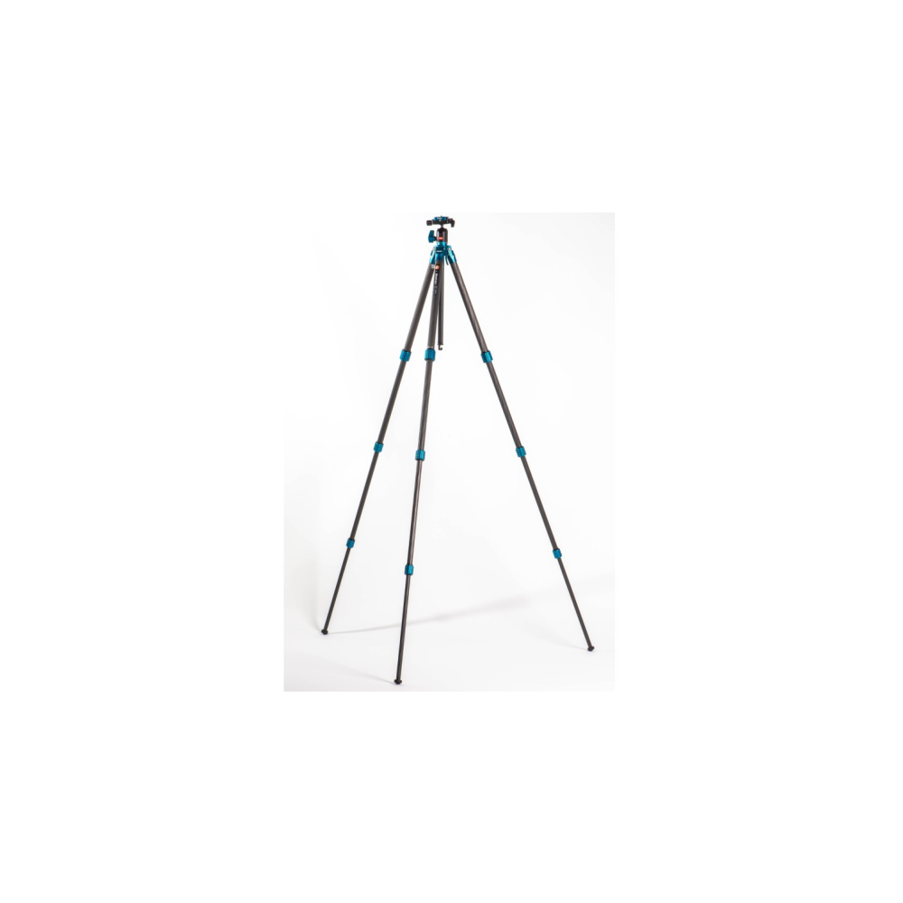 Een zwart carbon statief met blauwe accenten op een witte achtergrond.