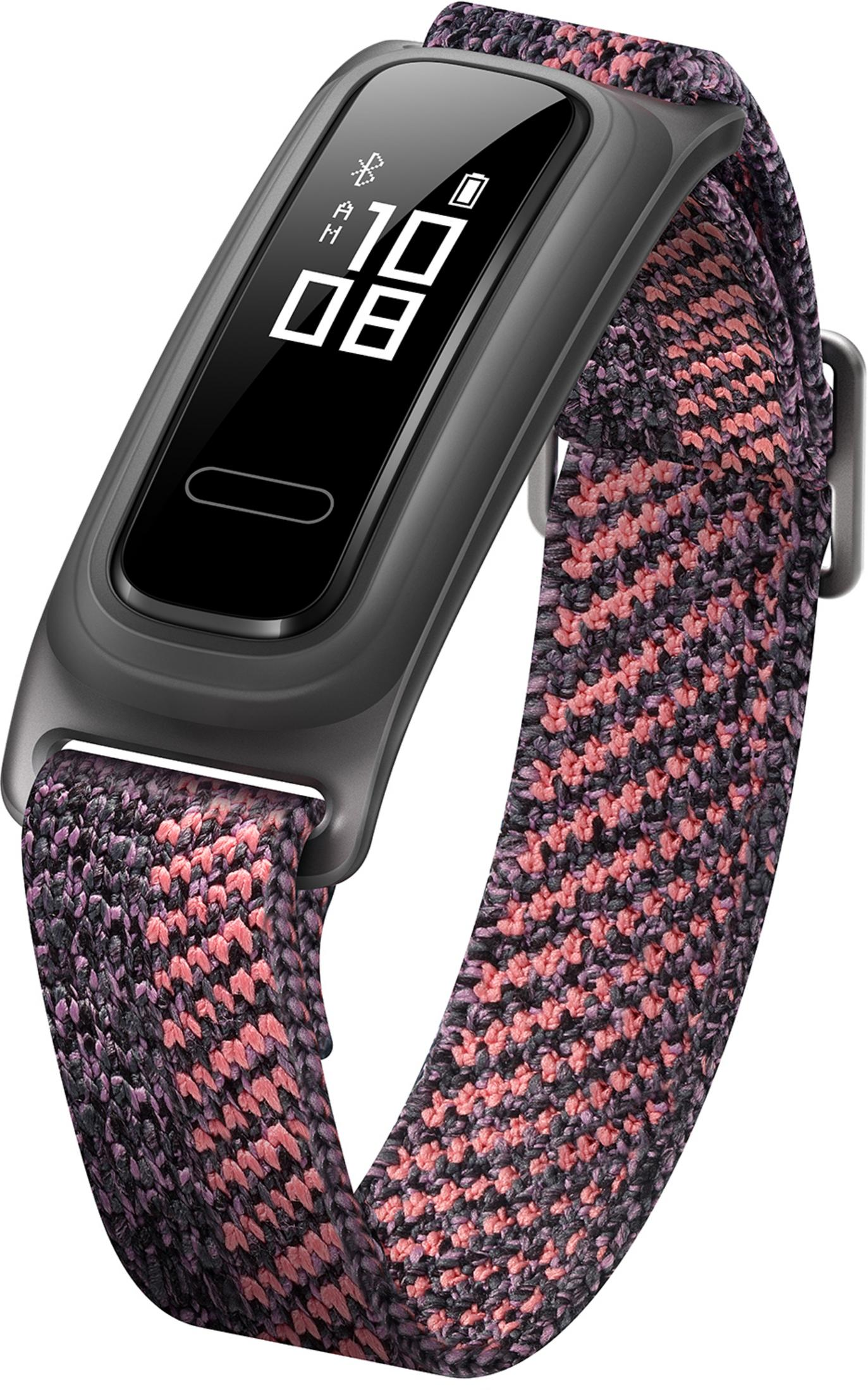 Pulsera de fitness gris con pantalla digital y correa de tela rosa y negra.