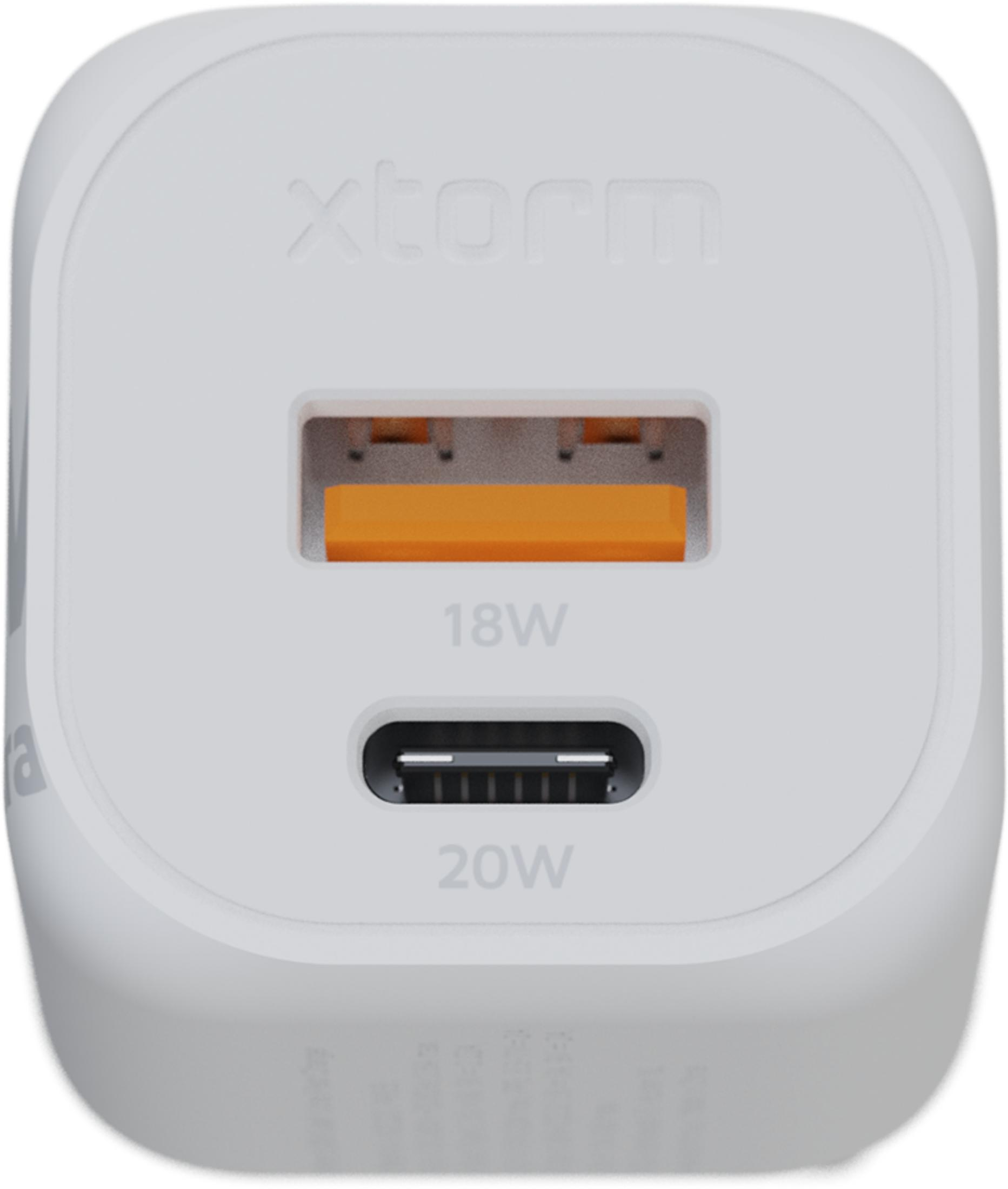 Un alimentatore bianco con due porte: una USB-A da 18W e una USB-C da 20W.