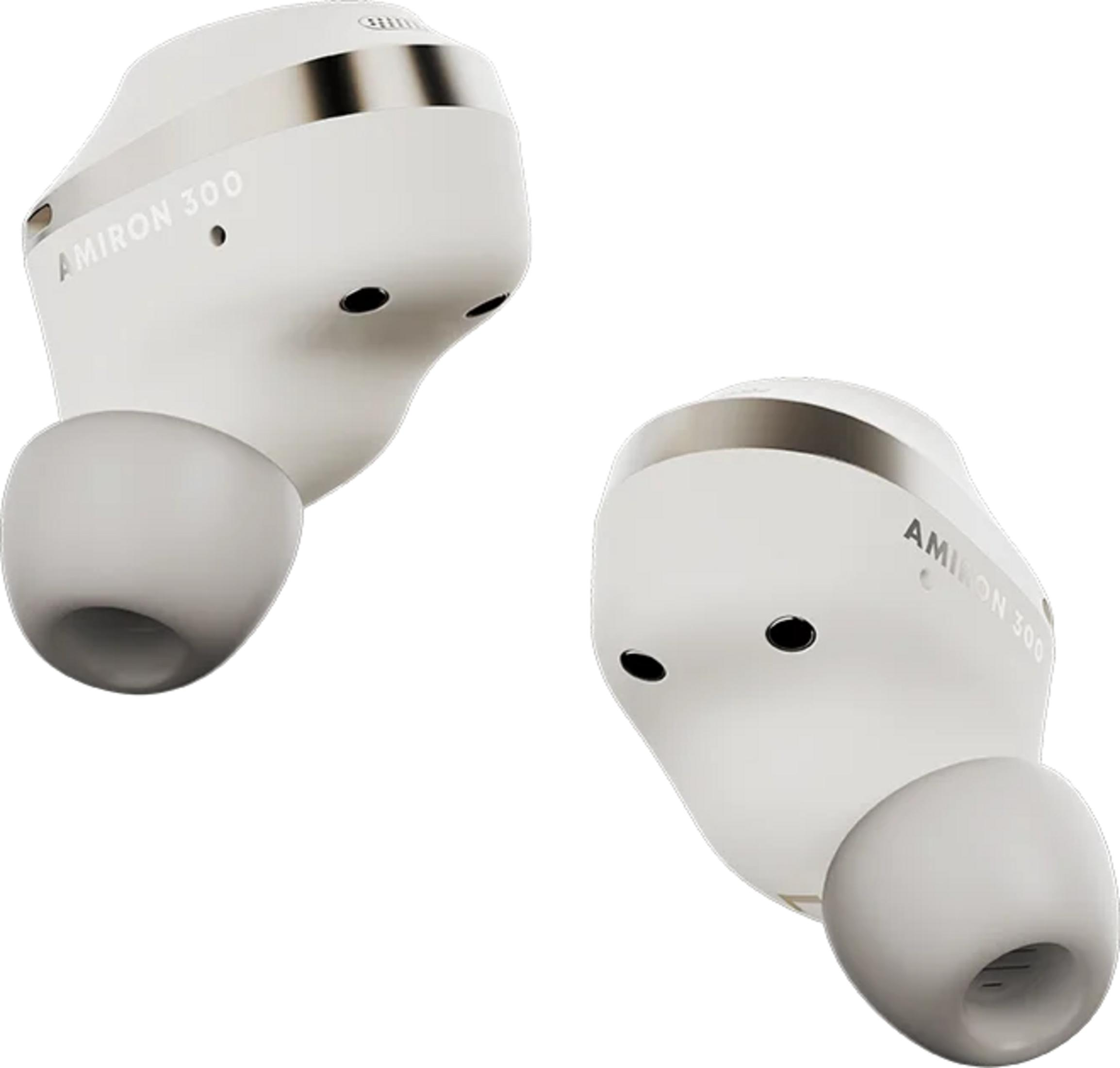Due auricolari bianchi con accenti argentati, etichettati AMIRON 300.