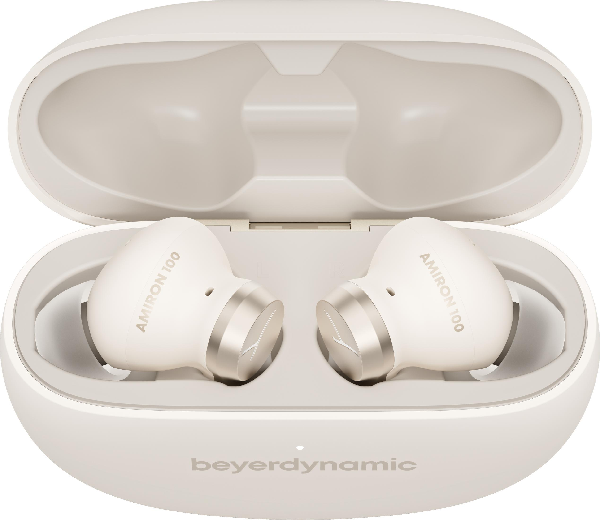 Funda blanca abierta con dos auriculares blancos beyerdynamic AMIRON 100 dentro.
