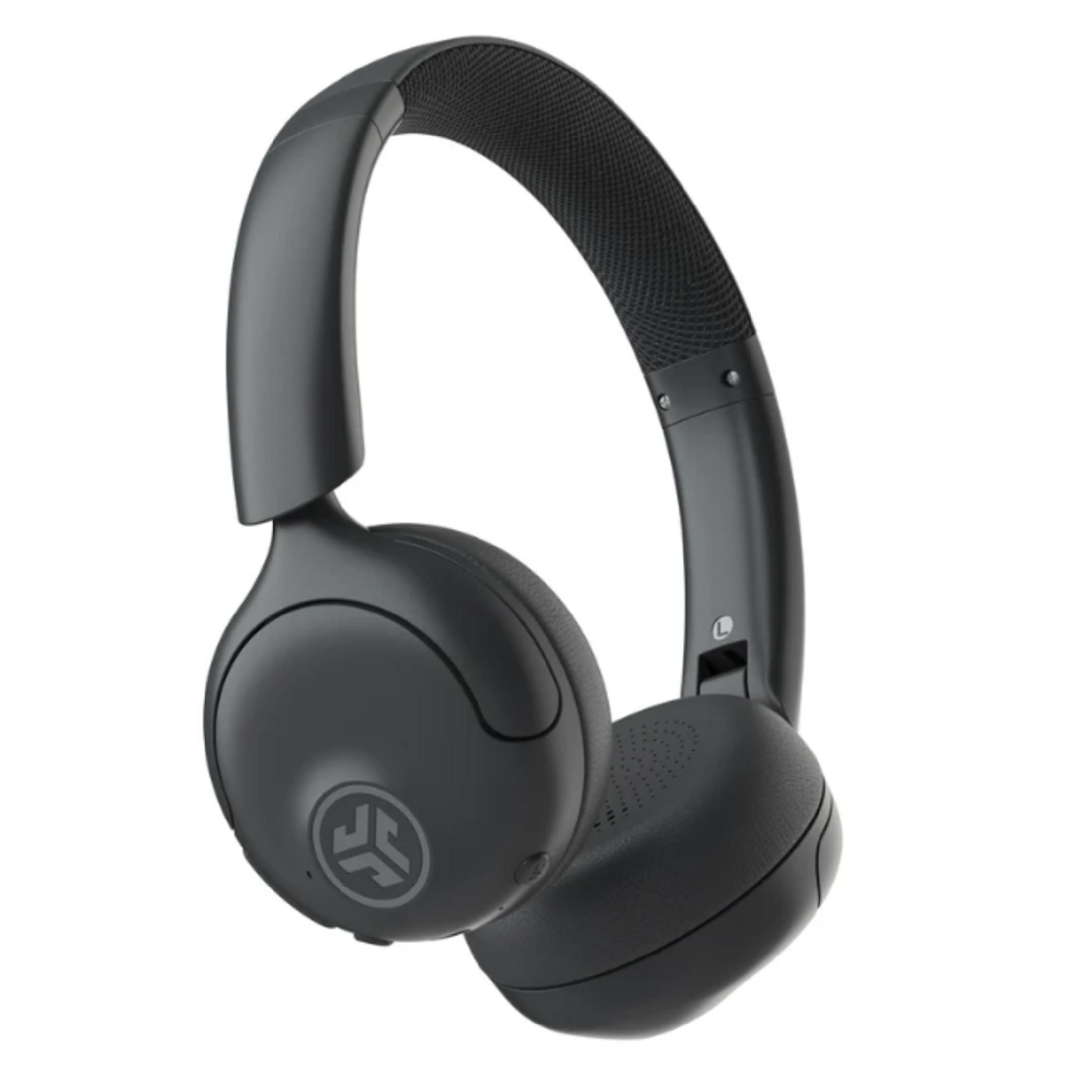 Casque noir avec bandeau et oreillettes rembourrés.