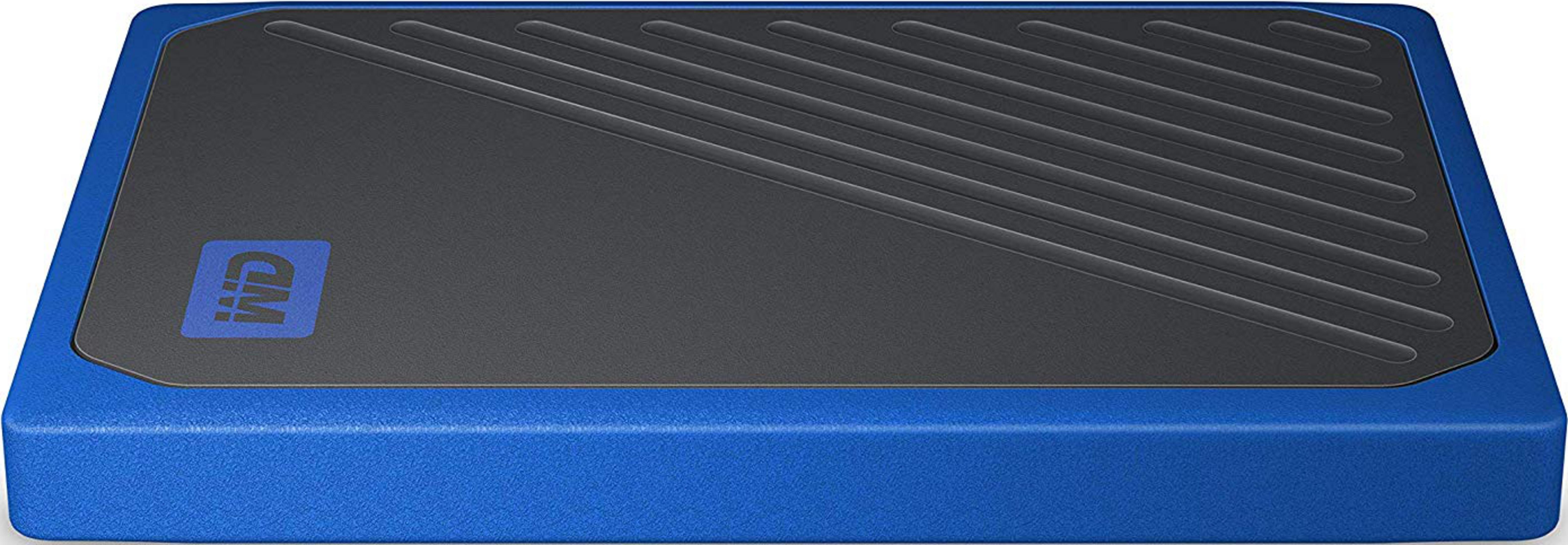 Blauer WD tragbarer Speicher mit gerippter schwarzer Oberseite.