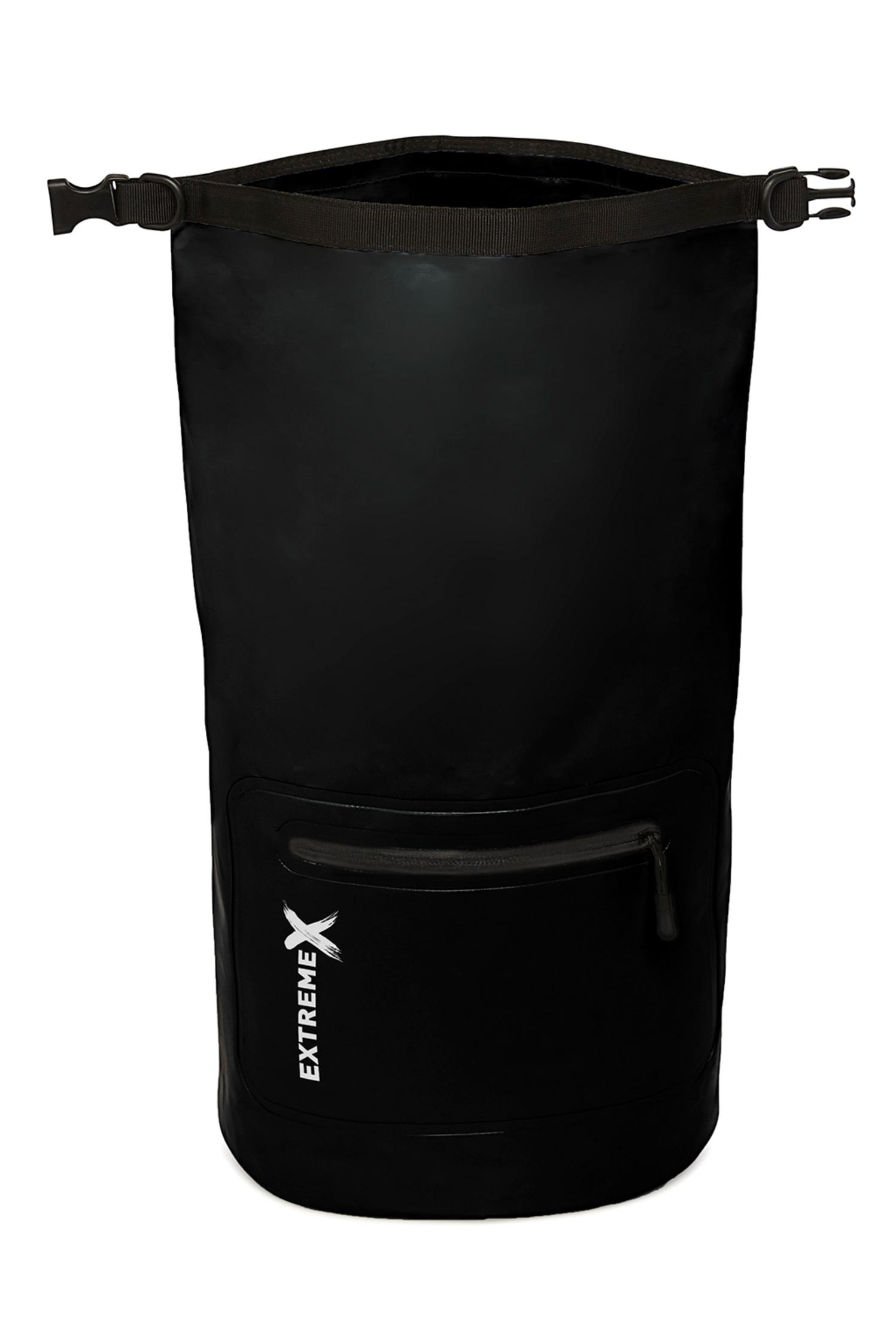 Schwarzer Rucksack mit Reißverschlussfach und Logo.