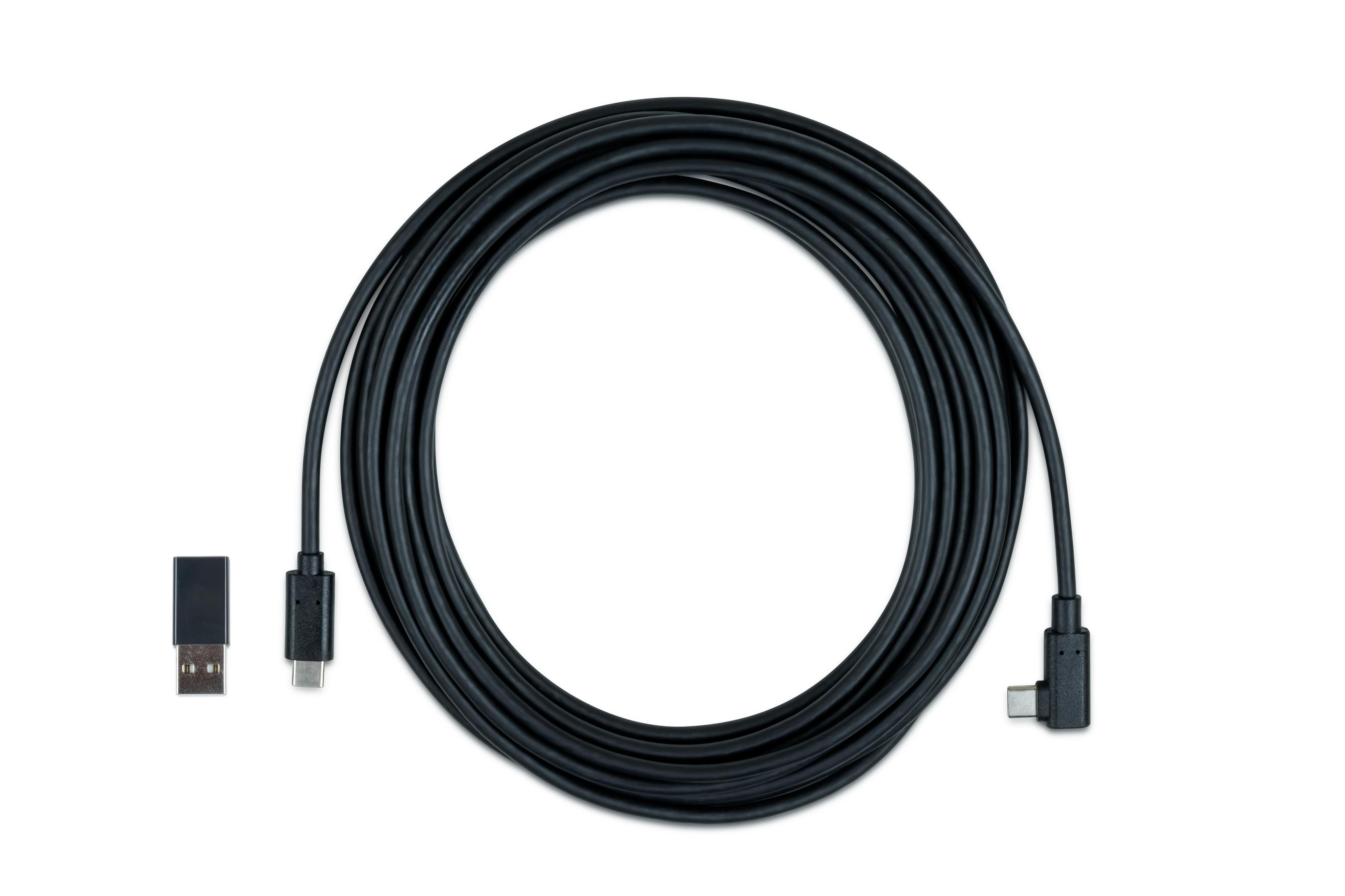 Un cable USB-C negro con conectores USB-A y USB-C.