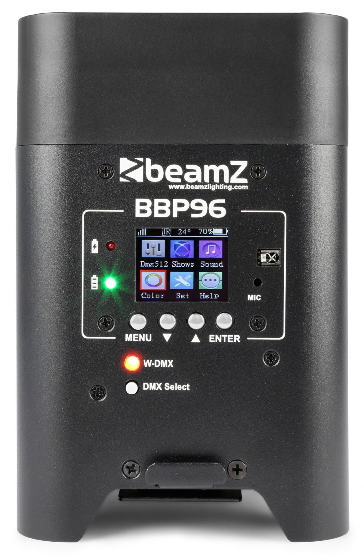 Una unidad de iluminación BeamZ BBP96 negra con pantalla LCD y botones de control.