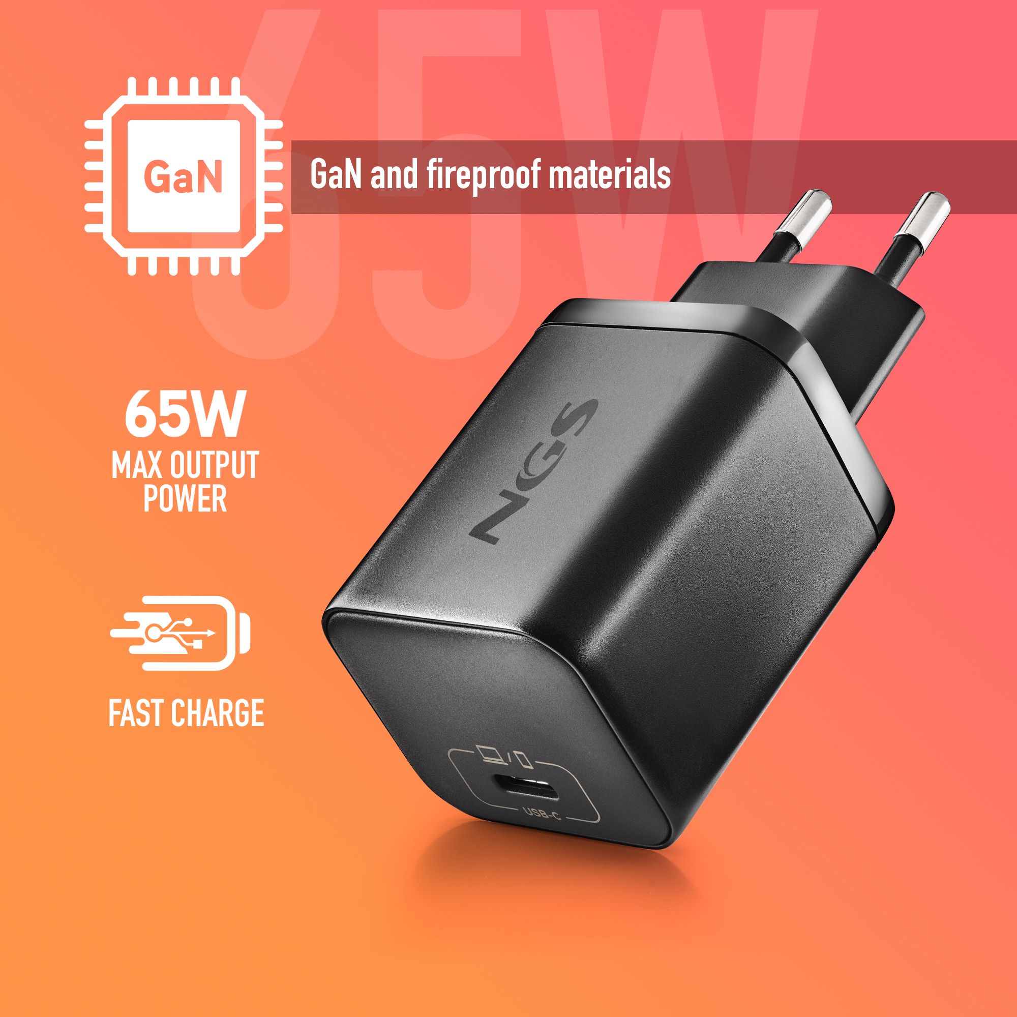 Caricatore rapido GaN nero da 65W con porta USB-C e pin argentati.