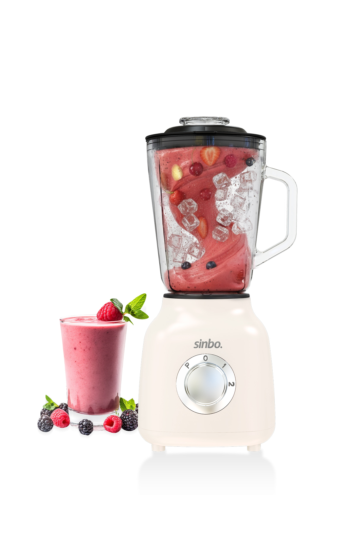 Krem rengi blender, dolu sürahi pembe smoothie ve buzlu, bir bardak smoothie yanında.
