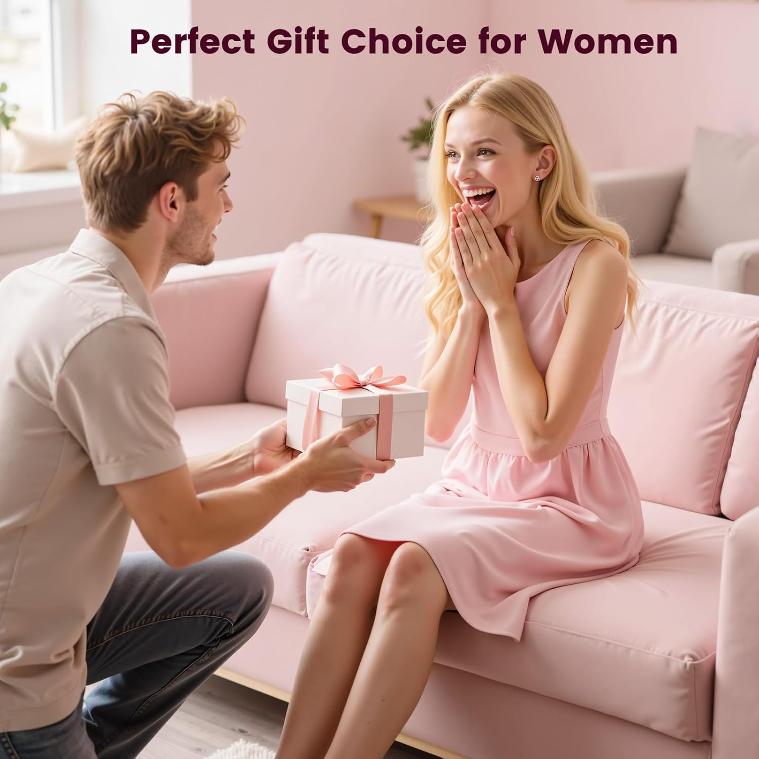 Mann schenkt Frau eine weiße Geschenkbox mit rosa Band auf einem rosa Sofa.