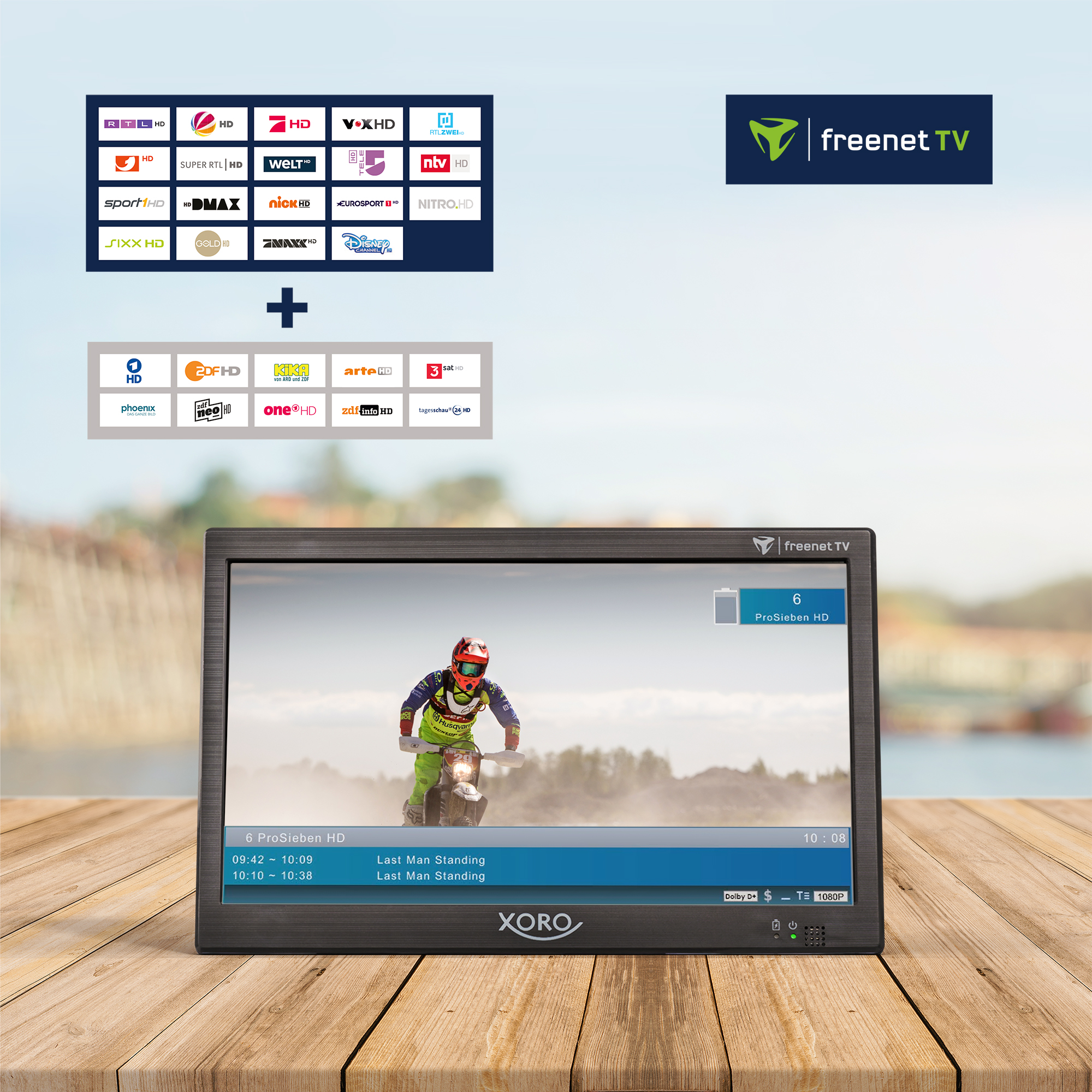 Fernsehbildschirm mit Motorradfahrer und Senderlogos von freenet TV.