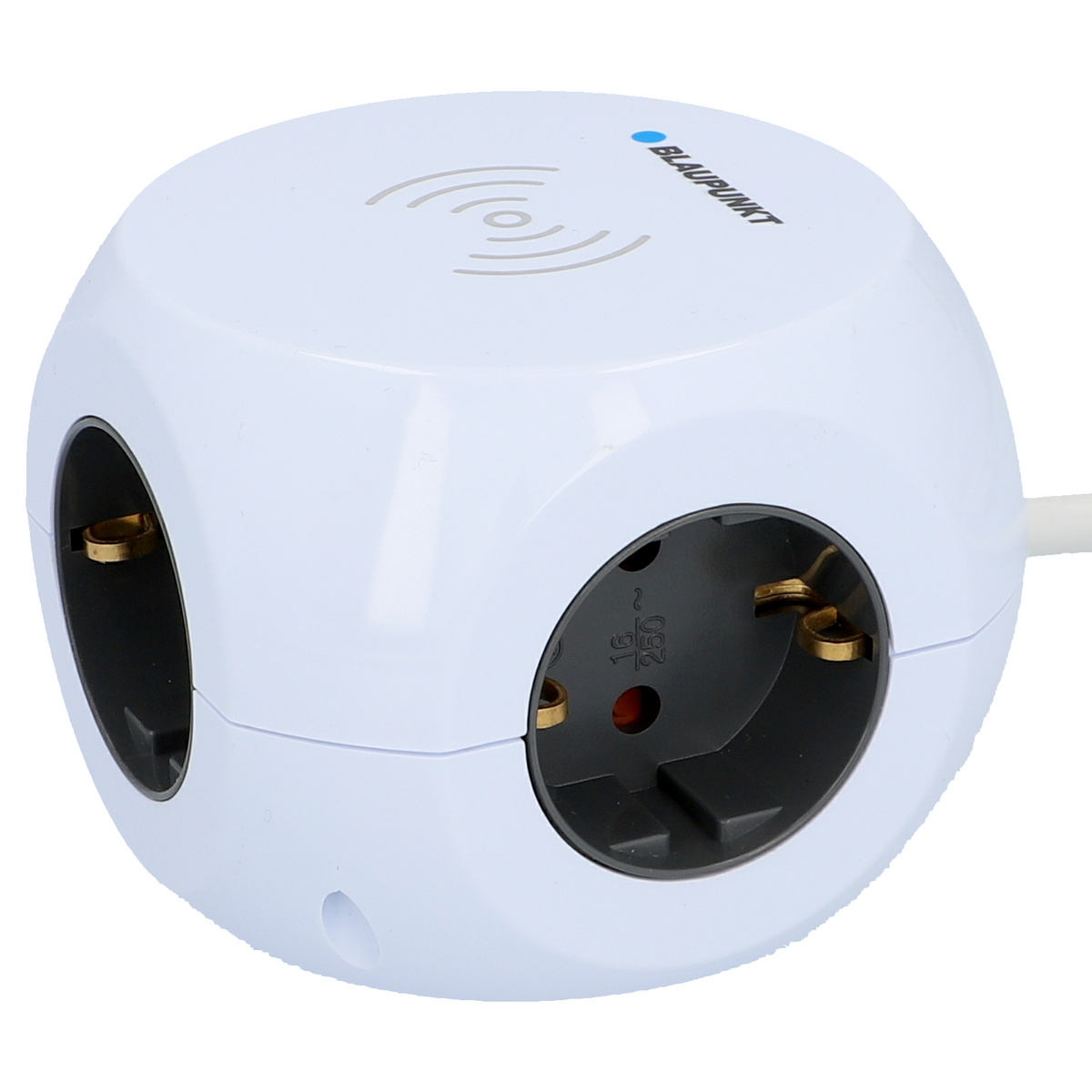 Ein wei?er, kugelf6rmiger Mehrfachsteckdosenadapter mit drei Steckdosen und Blaupunkt-Logo.