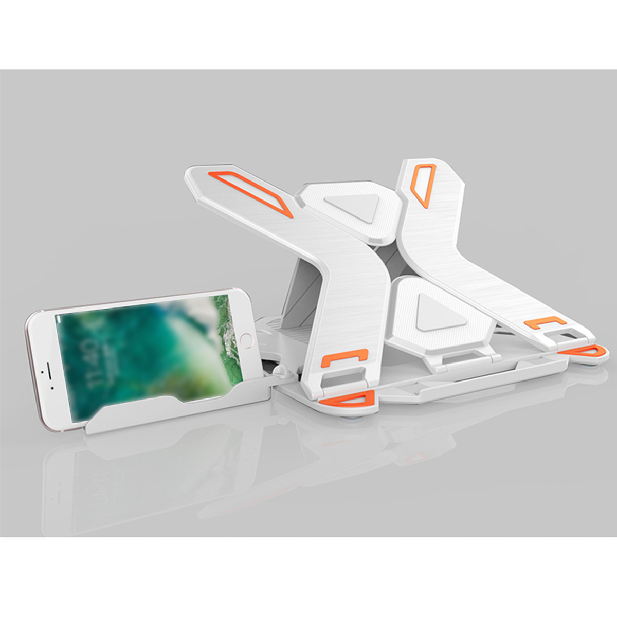 Ein weißer Handyhalter mit orangefarbenen Akzenten, der ein iPhone hält.