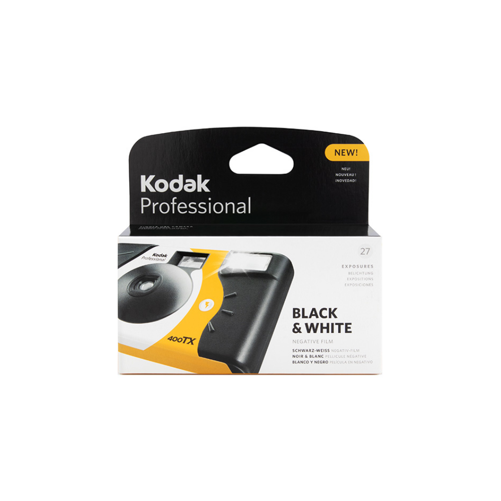 Embalaje de película Kodak Professional blanco y negro con imagen de cámara.
