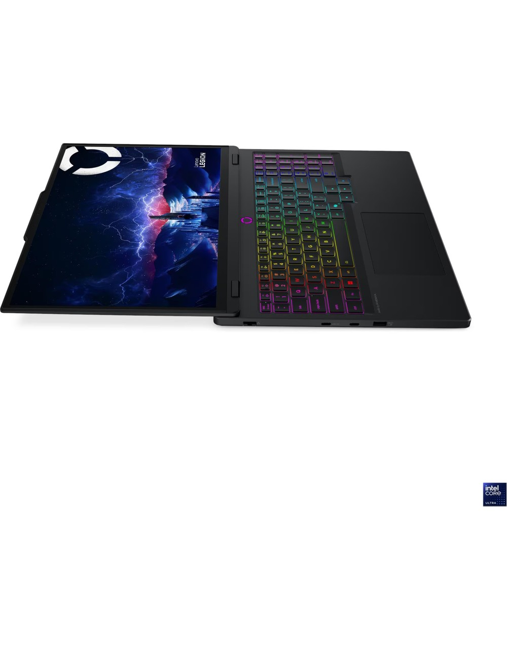 Klavyesi aydınlatmalı, ekranı dramatik siyah dizüstü bilgisayar. Intel Core Ultra logosu.