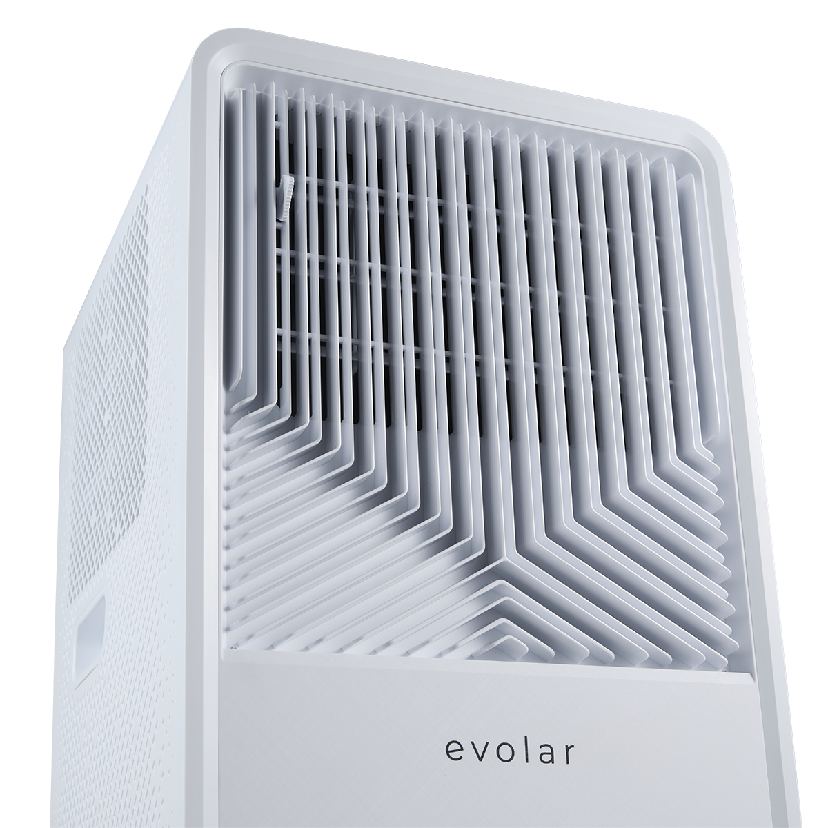 Un purificatore d'aria bianco con griglia a lamelle e logo "evolar".