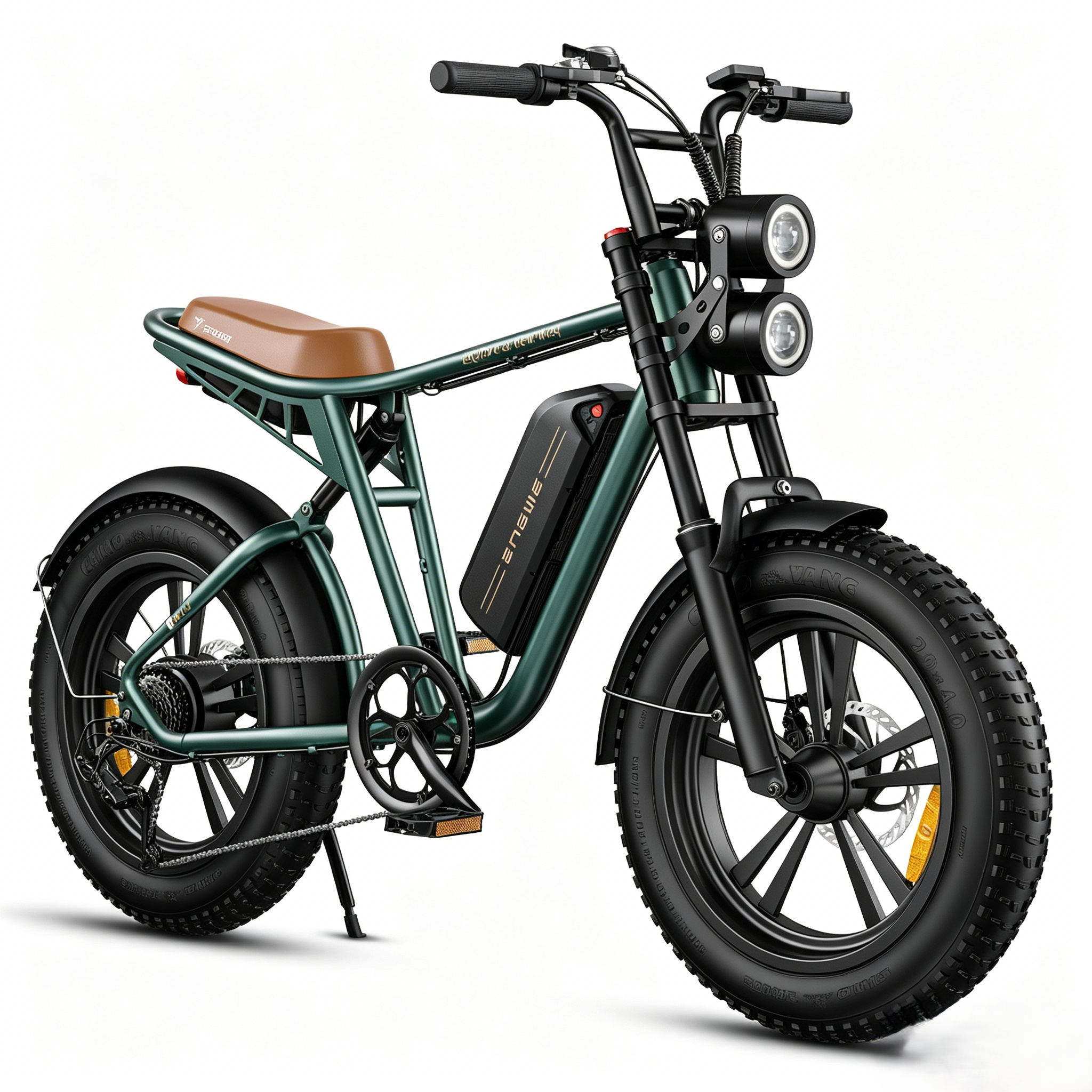 Una e-bike verde con sella marrone, doppio faro e pneumatici larghi.