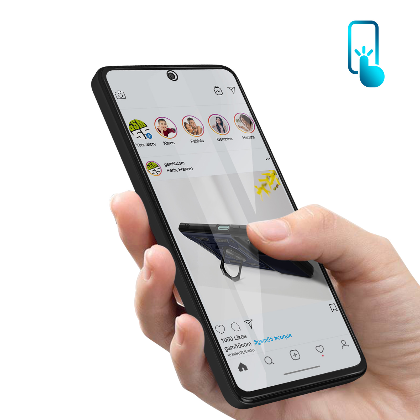 Una mano tiene uno smartphone con feed Instagram. Un dito tocca lo schermo.