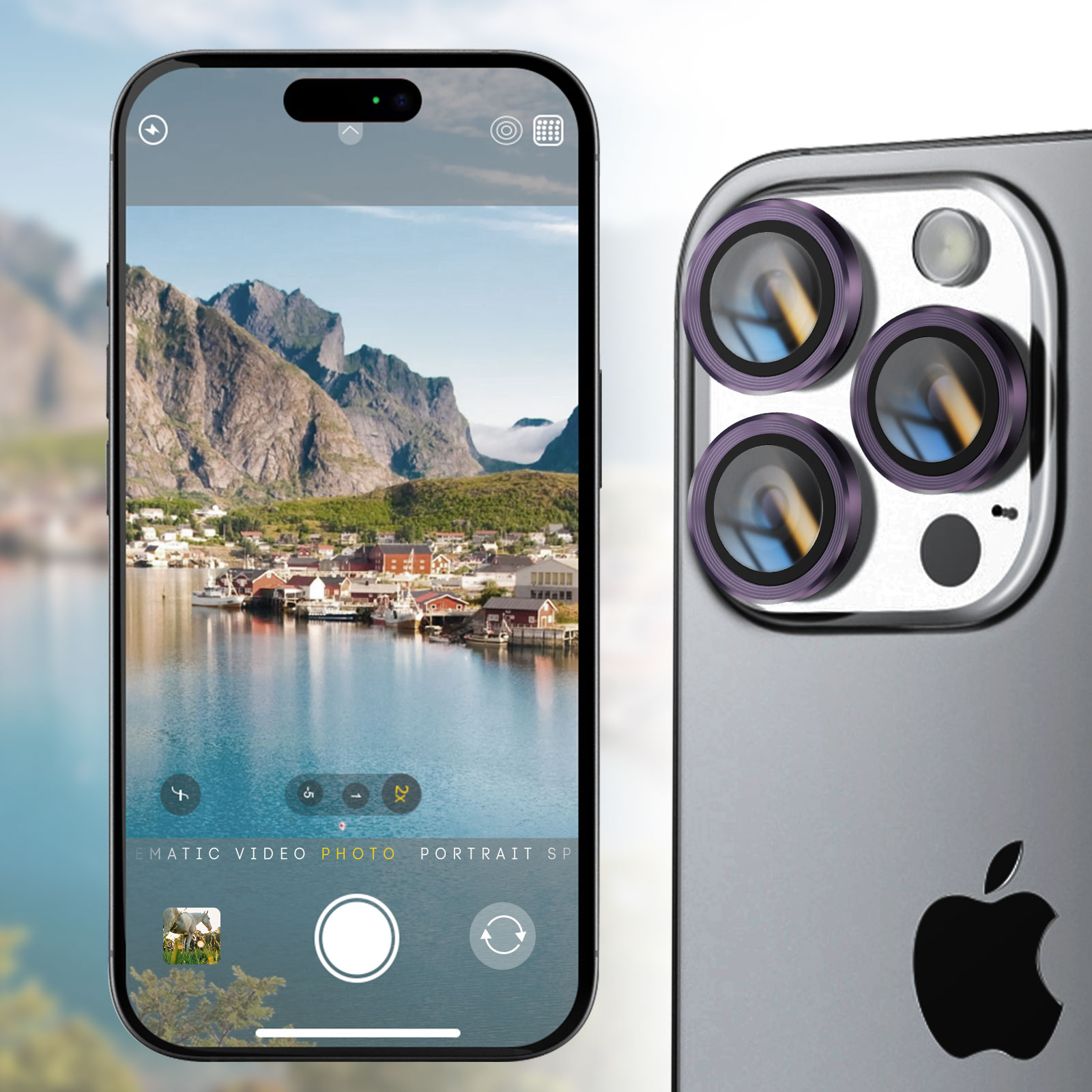 Un smartphone muestra un pueblo noruego junto al agua con montañas al fondo.