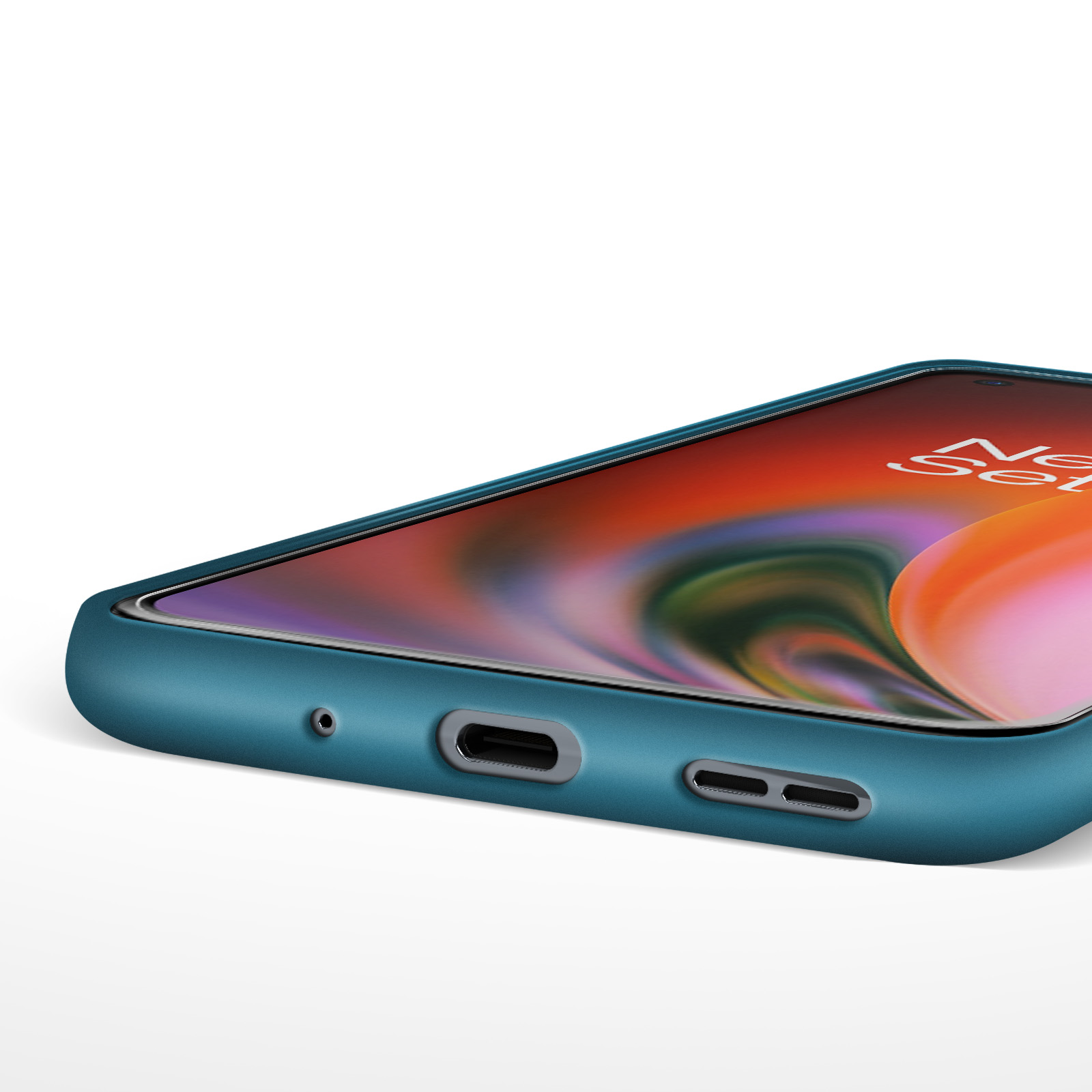 Primo piano di una custodia per telefono blu con porta USB-C e griglie altoparlanti.