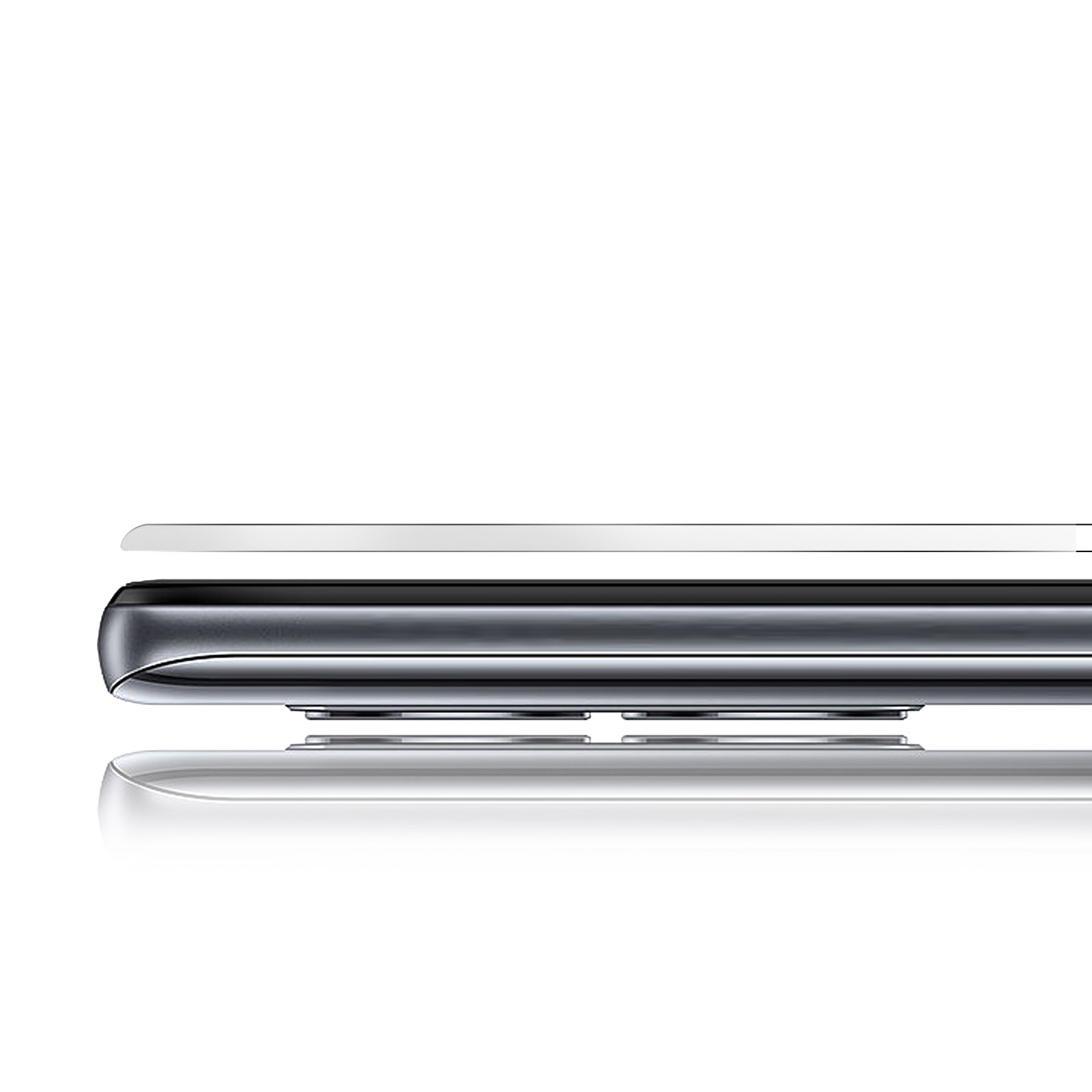 Primo piano del bordo superiore di uno smartphone argentato con due fotocamere e protezione schermo.