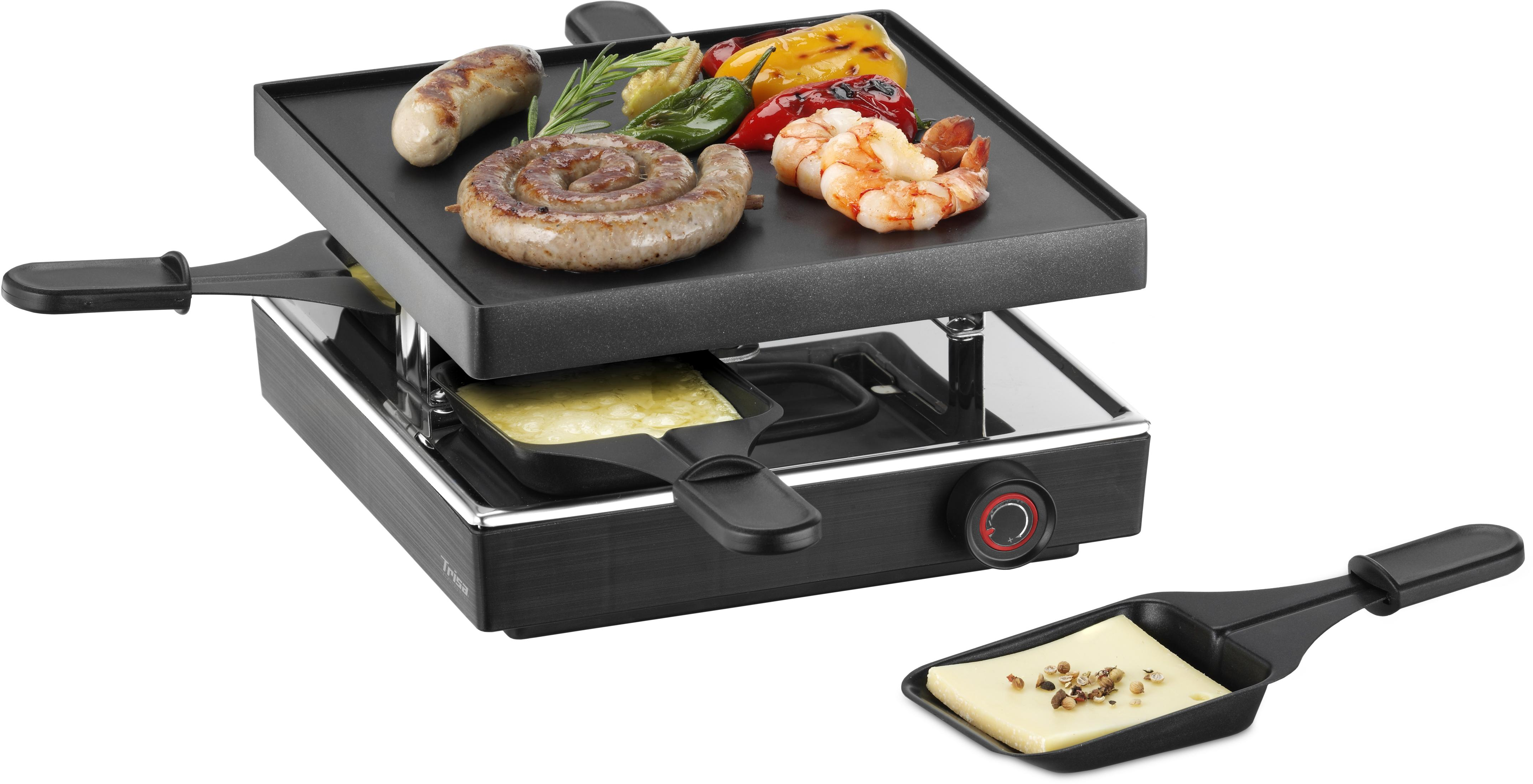 Raclette-Grill mit Wurst, Garnelen, Paprika und geschmolzenem Käse.
