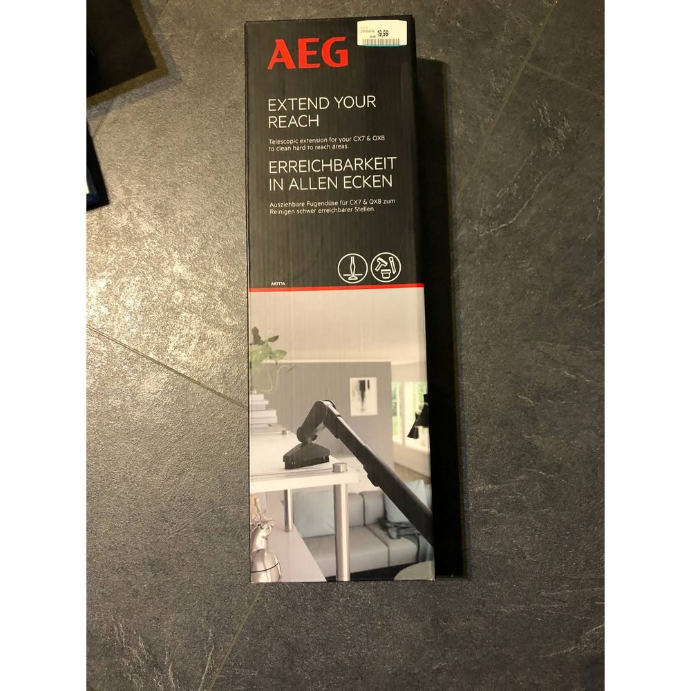 Embalaje de un tubo extensor telescópico AEG para aspiradoras.