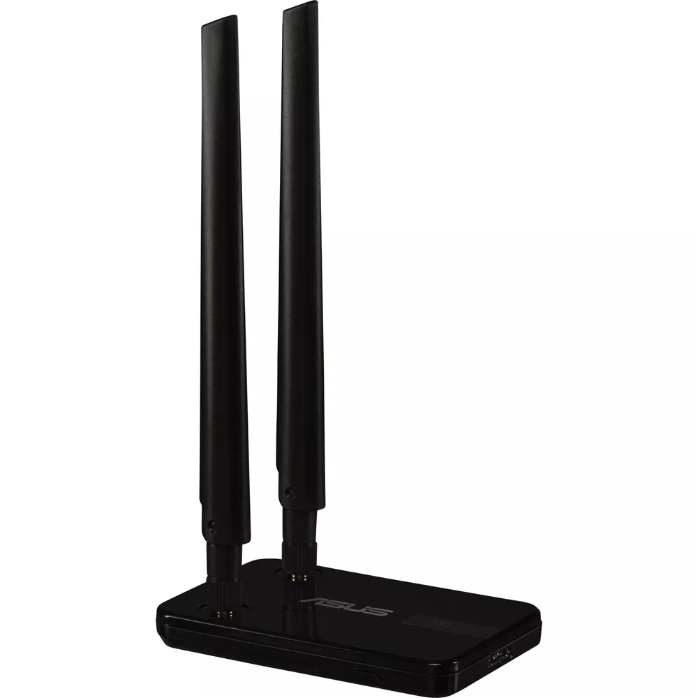Zwarte ASUS Wi-Fi adapter met twee antennes staat op witte achtergrond.