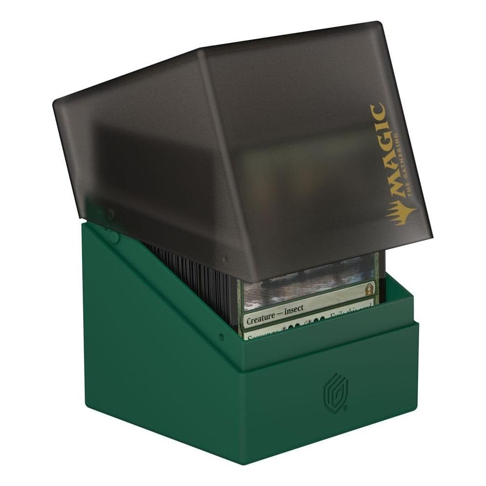 Boîte à cartes verte avec couvercle noir, montrant des cartes Magic: The Gathering.