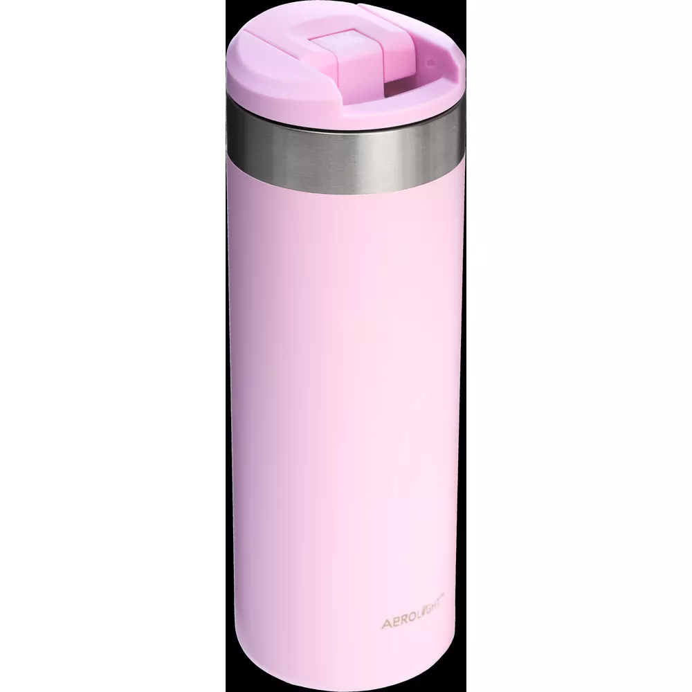 Gümüş bantlı ve pembe kapaklı pembe seyahat kupası. AEROLIGHT kelimesi görünür.