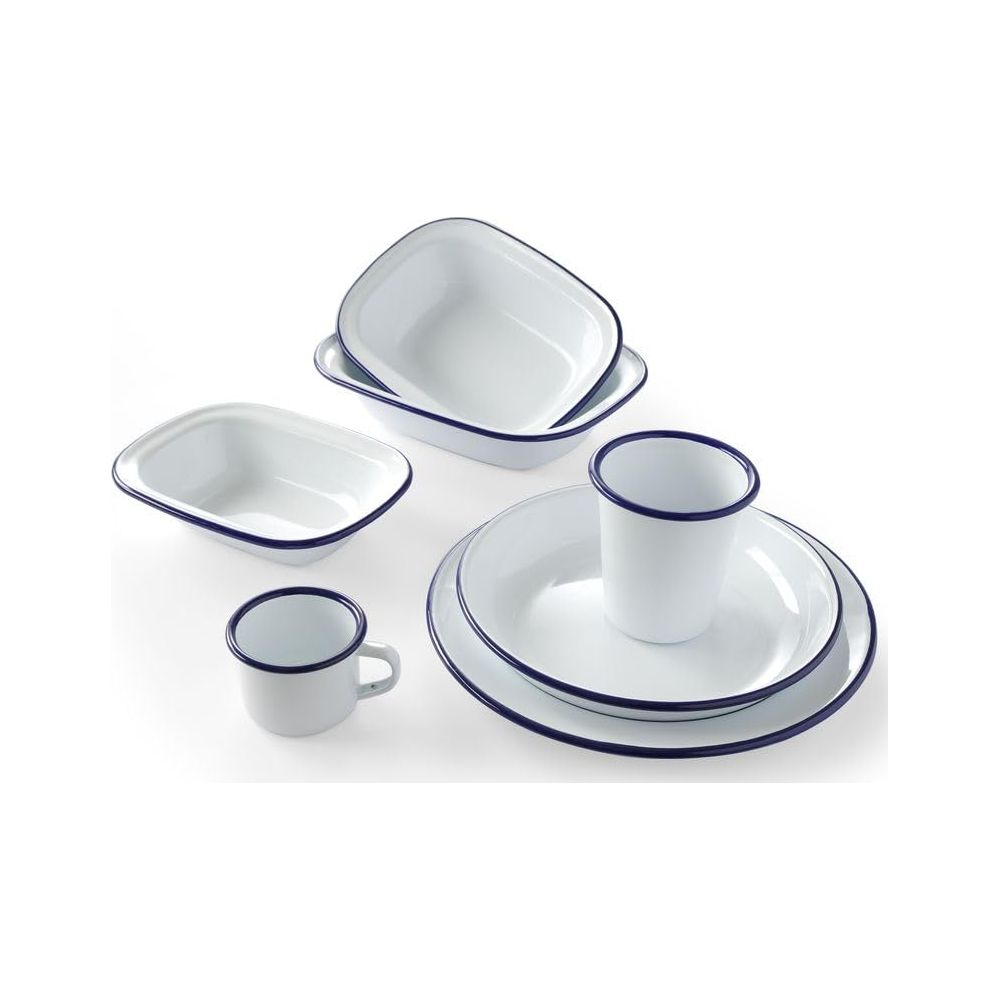 Stoviglie in smalto bianco con bordi blu: ciotole, piatti e tazza.