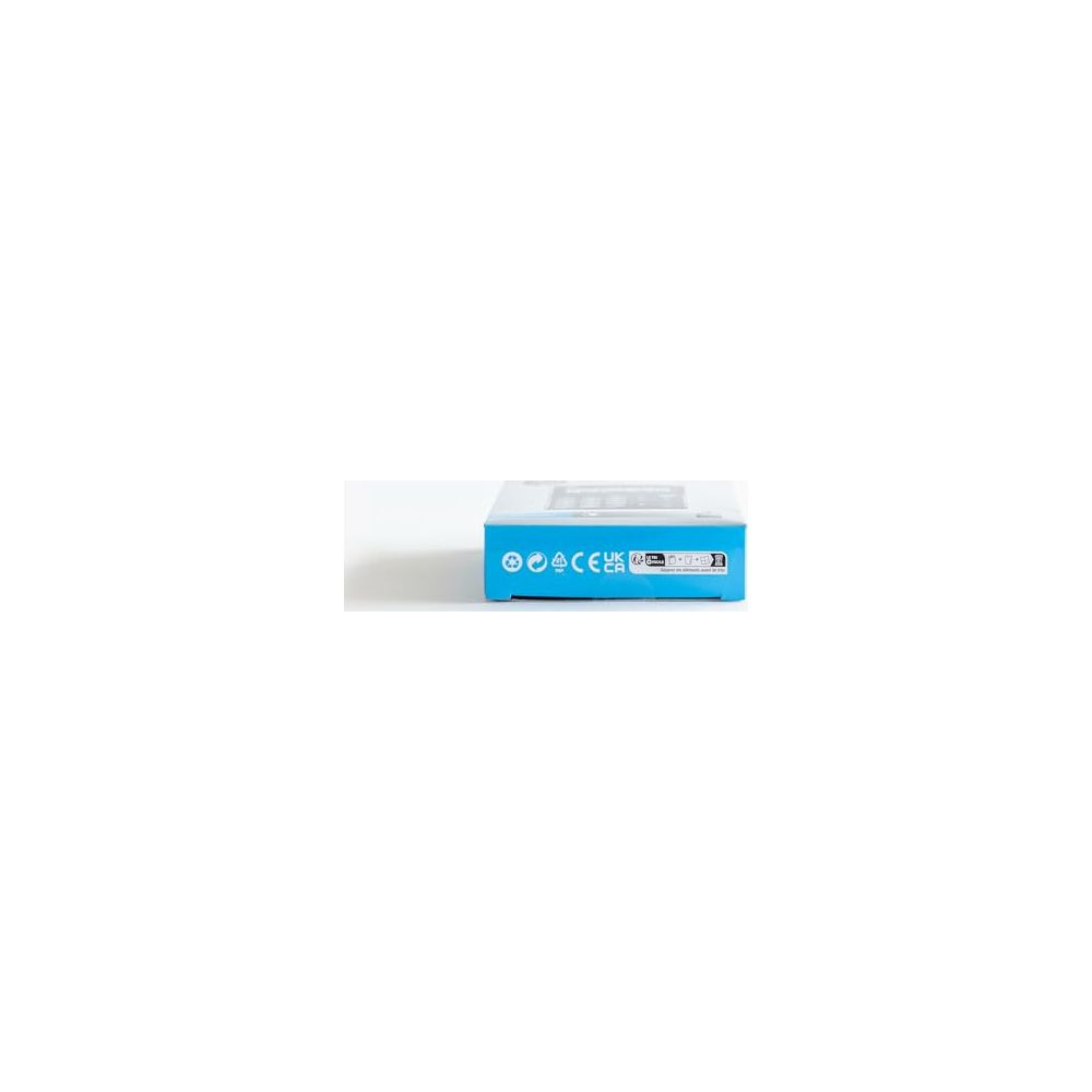 Un piccolo dispositivo bianco e blu con simboli di certificazione sul davanti.