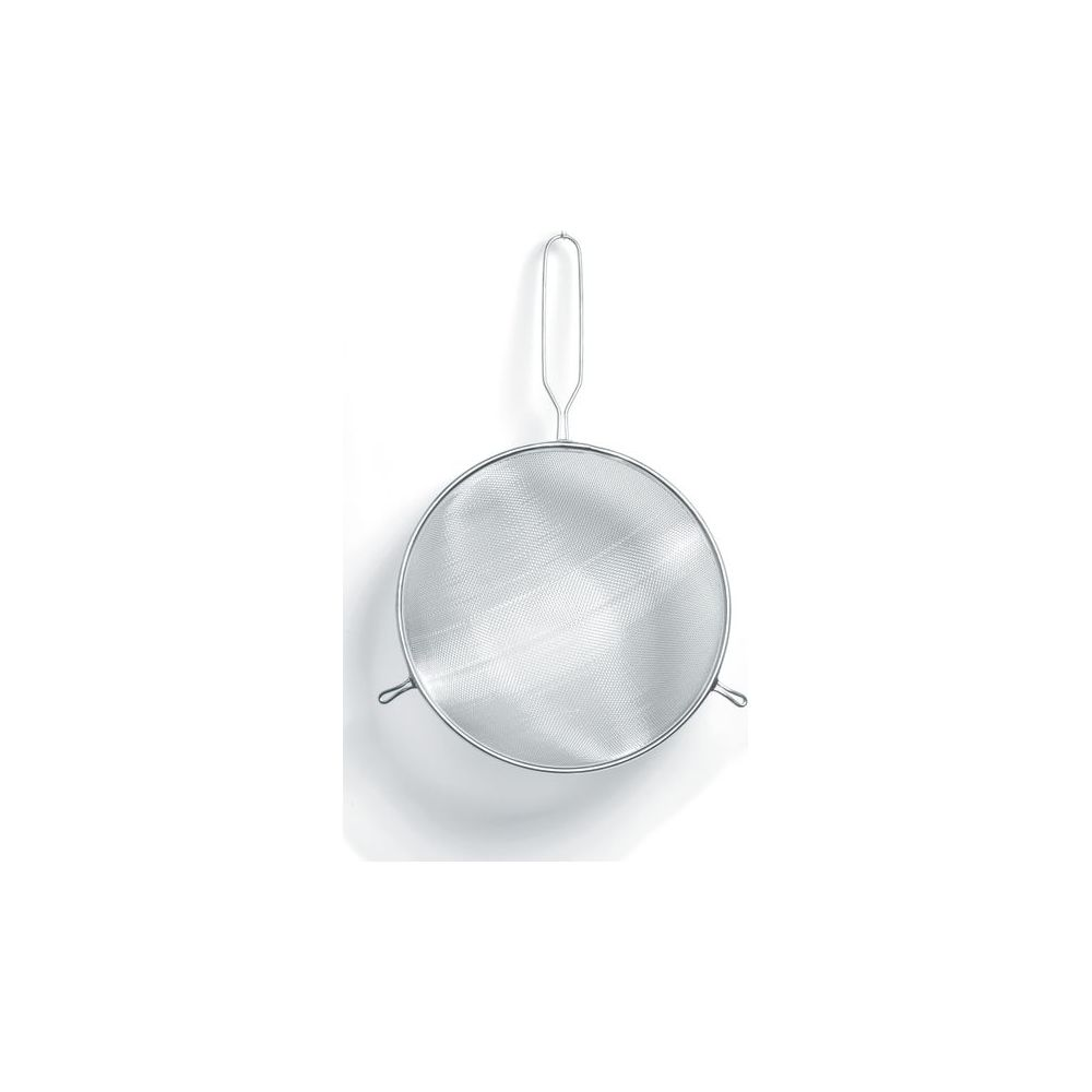 Un colino metallico argentato con manico appeso al muro.