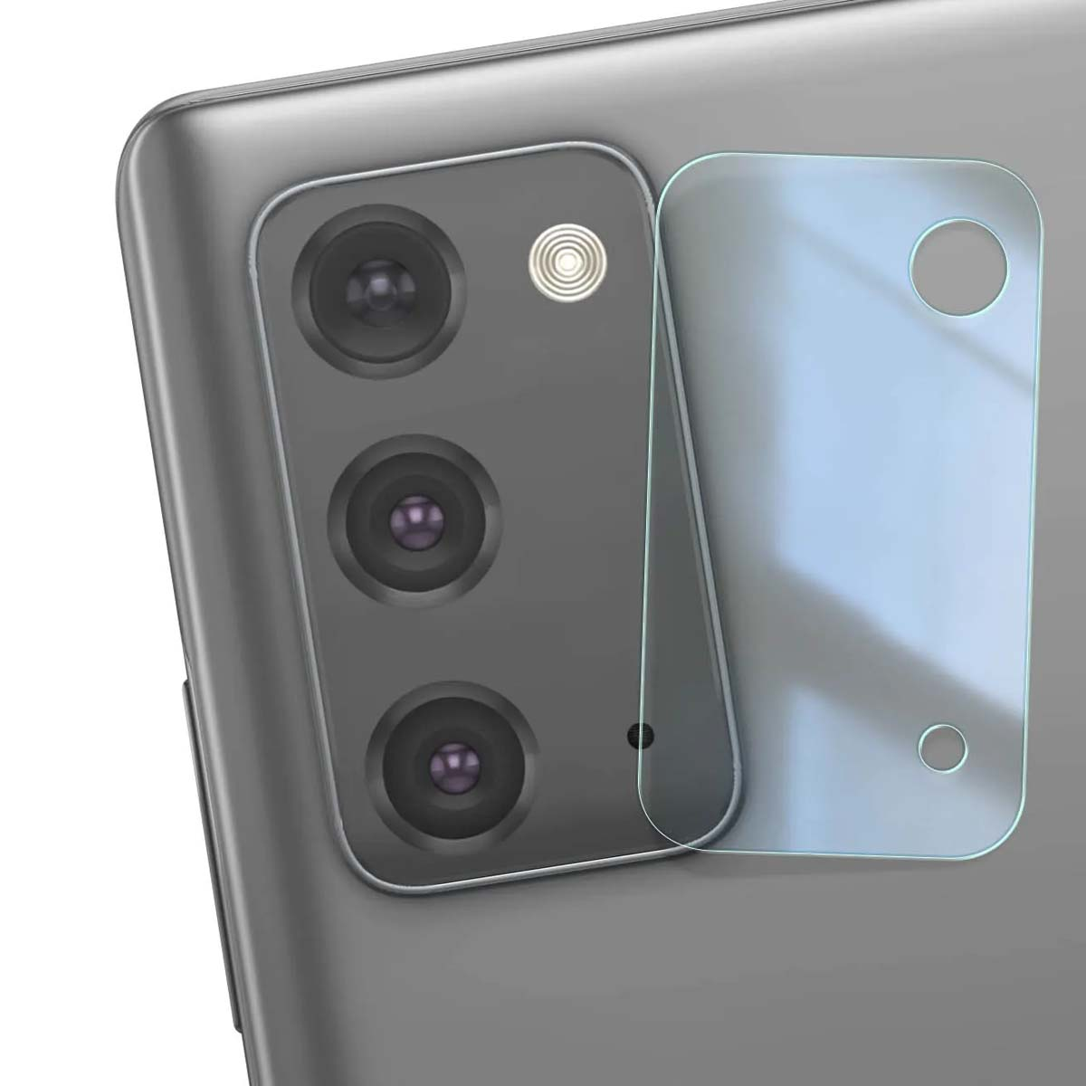 Primo piano della fotocamera posteriore di uno smartphone con protettore schermo sopra.