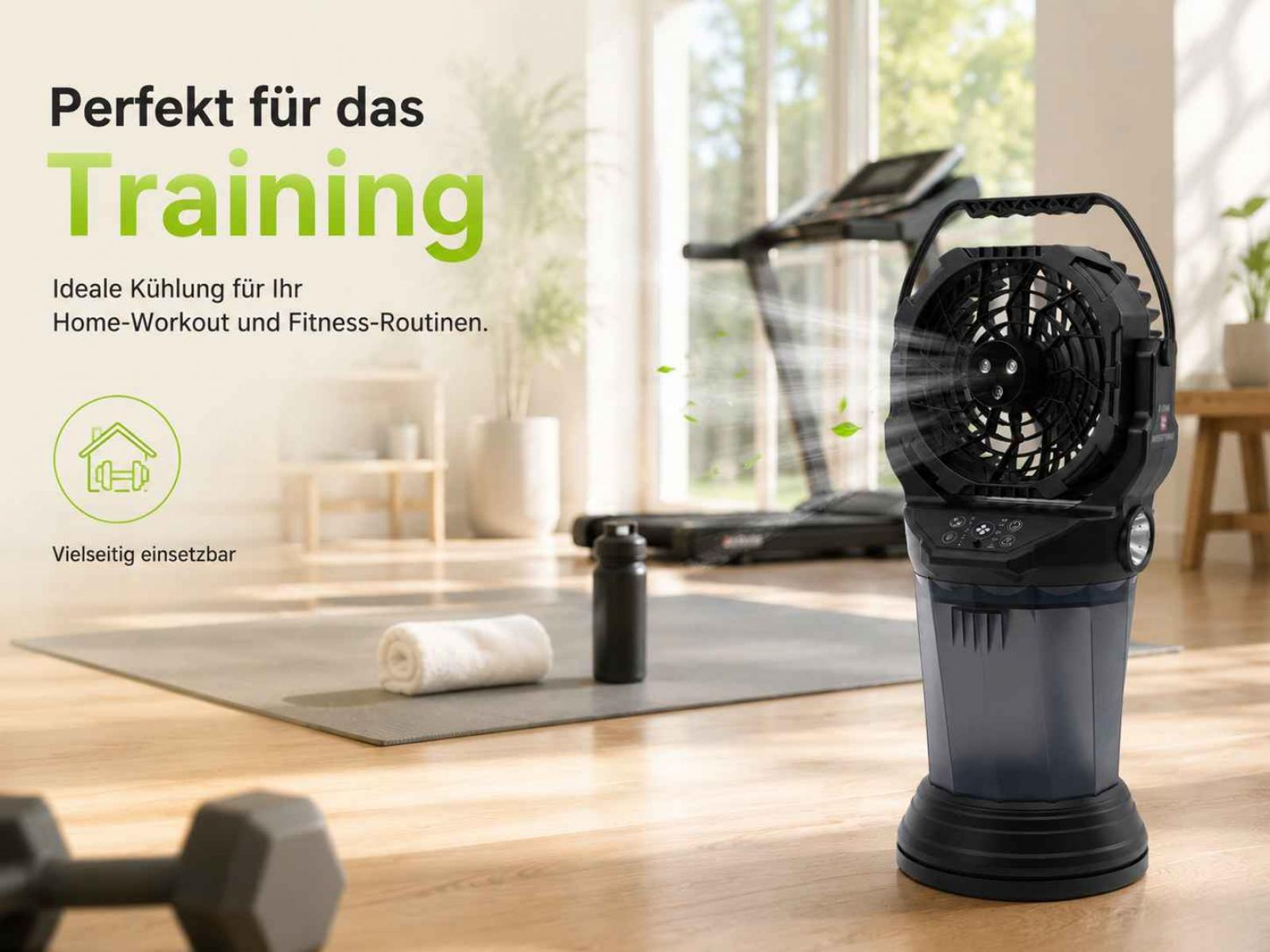 Ein schwarzer Ventilator kühlt einen Raum mit Laufband und Yogamatte.
