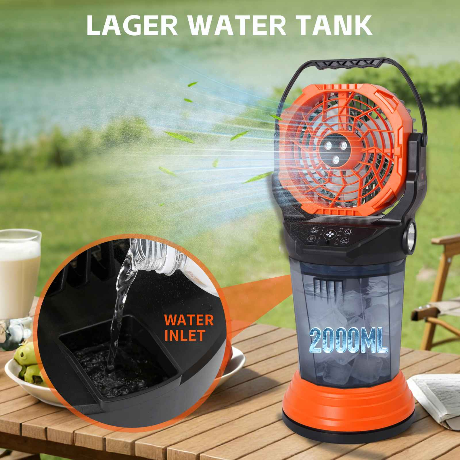 Orange-schwarzer tragbarer Ventilator mit Nebelfunktion, draußen auf einem Tisch.