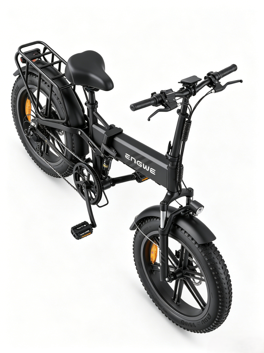 Una bicicletta elettrica nera con pneumatici larghi e portapacchi.