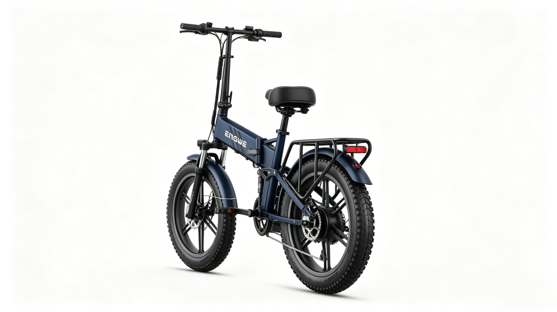 Bicicletta elettrica pieghevole blu scuro con pneumatici larghi e portapacchi.