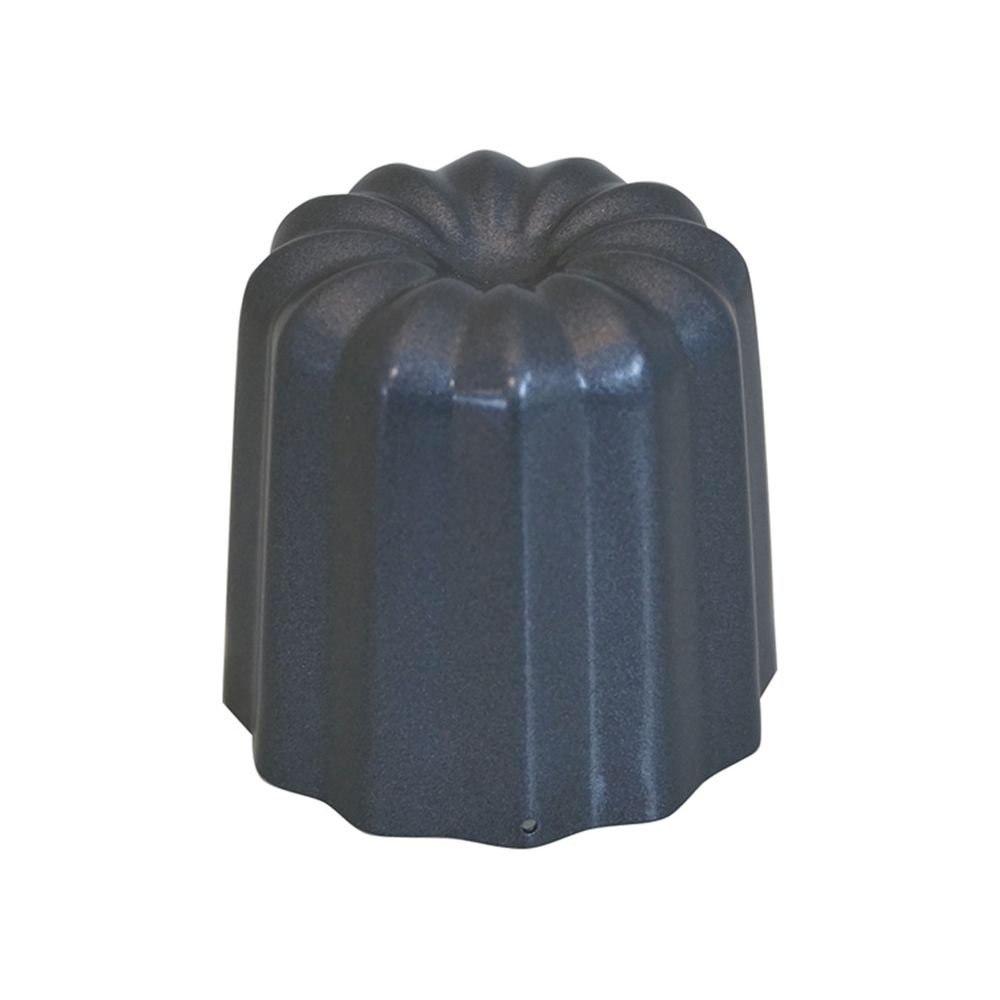 Dunkelgraue Gugelhupfform mit gerillter Auenfläche und einem Loch am Boden.