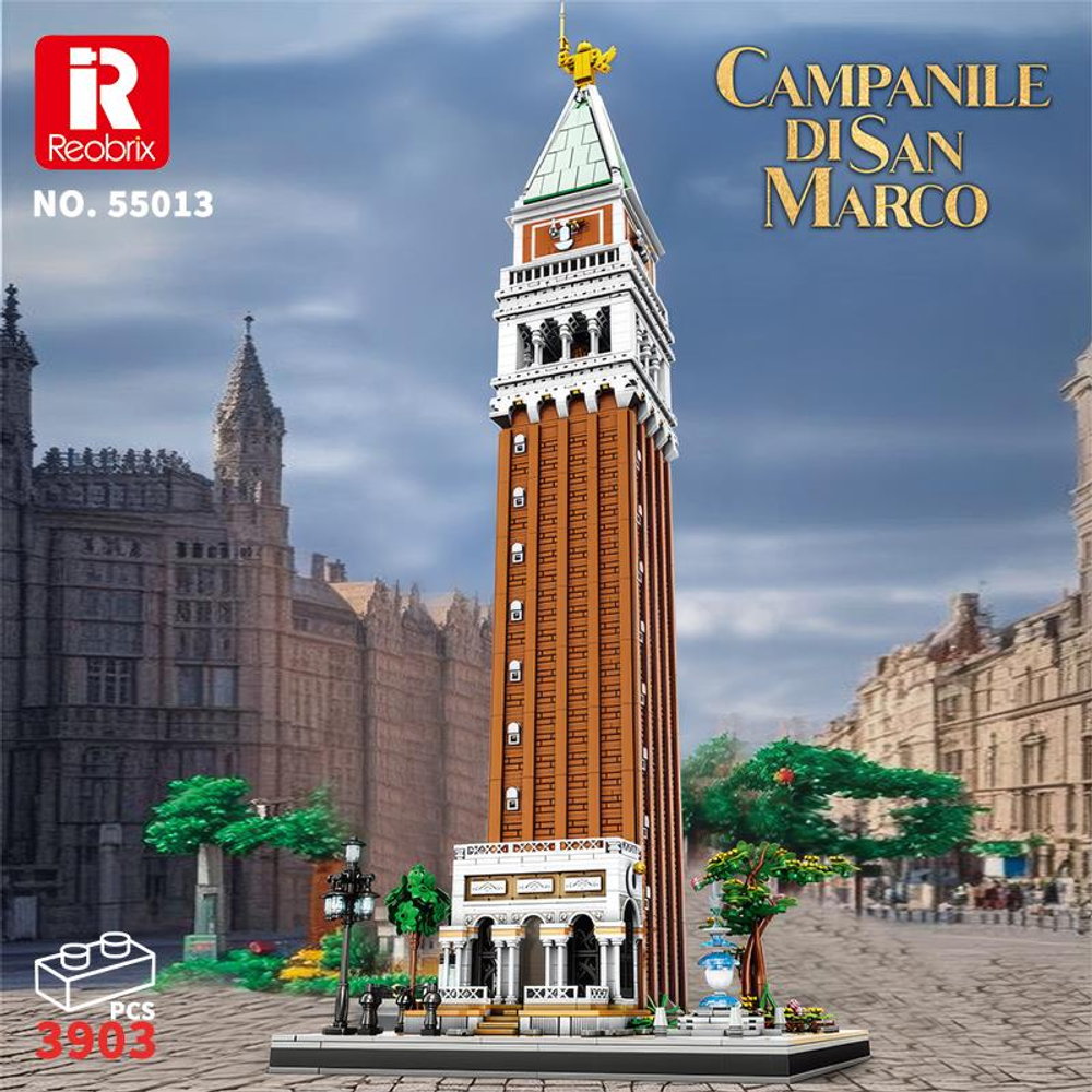 Çevredeki mimari ve ağaçlarla San Marco Çan Kulesi'nin detaylı modeli.